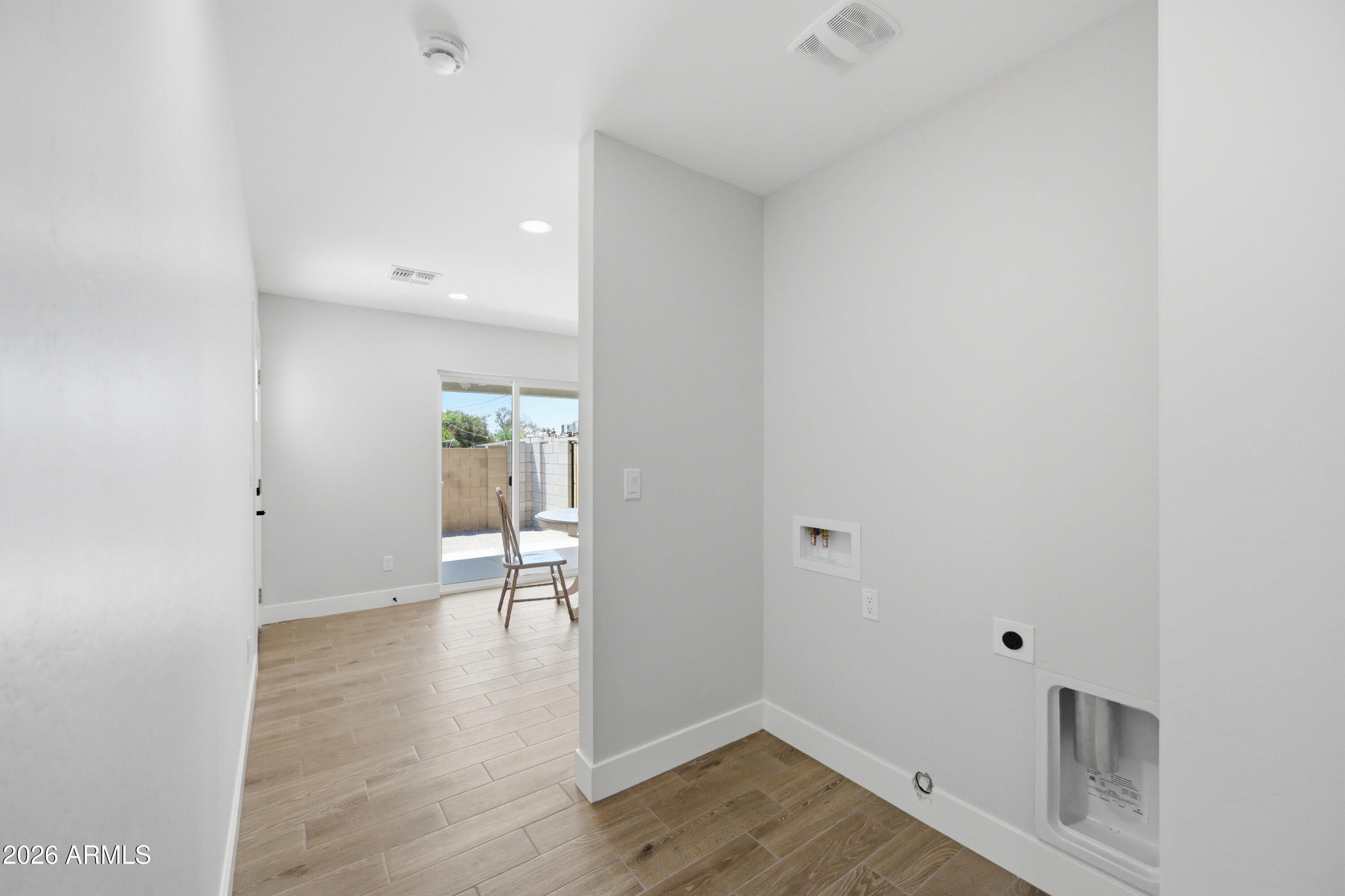 GLENWOOD PARKWAY - Residential Income
