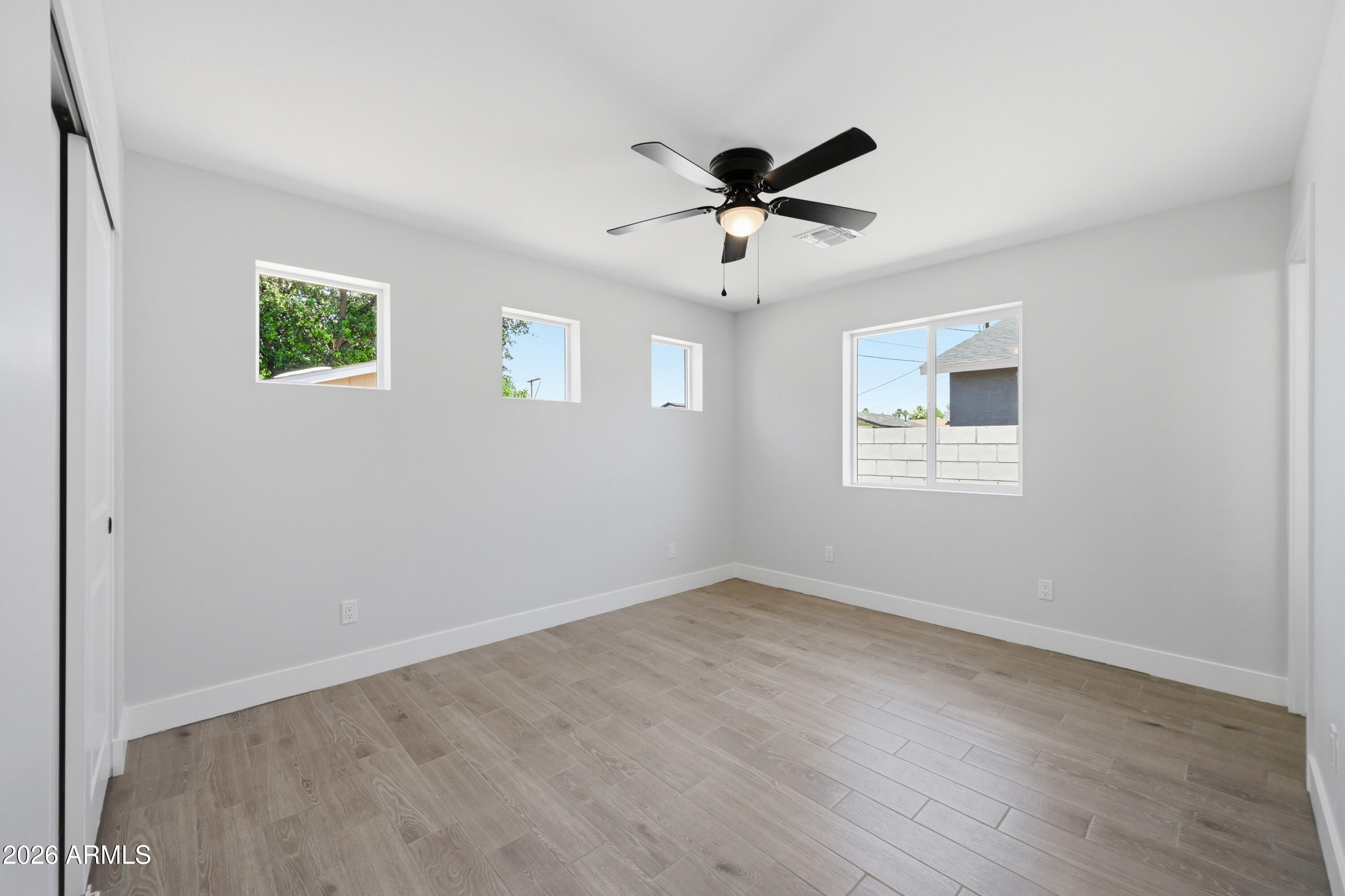 GLENWOOD PARKWAY - Residential Income