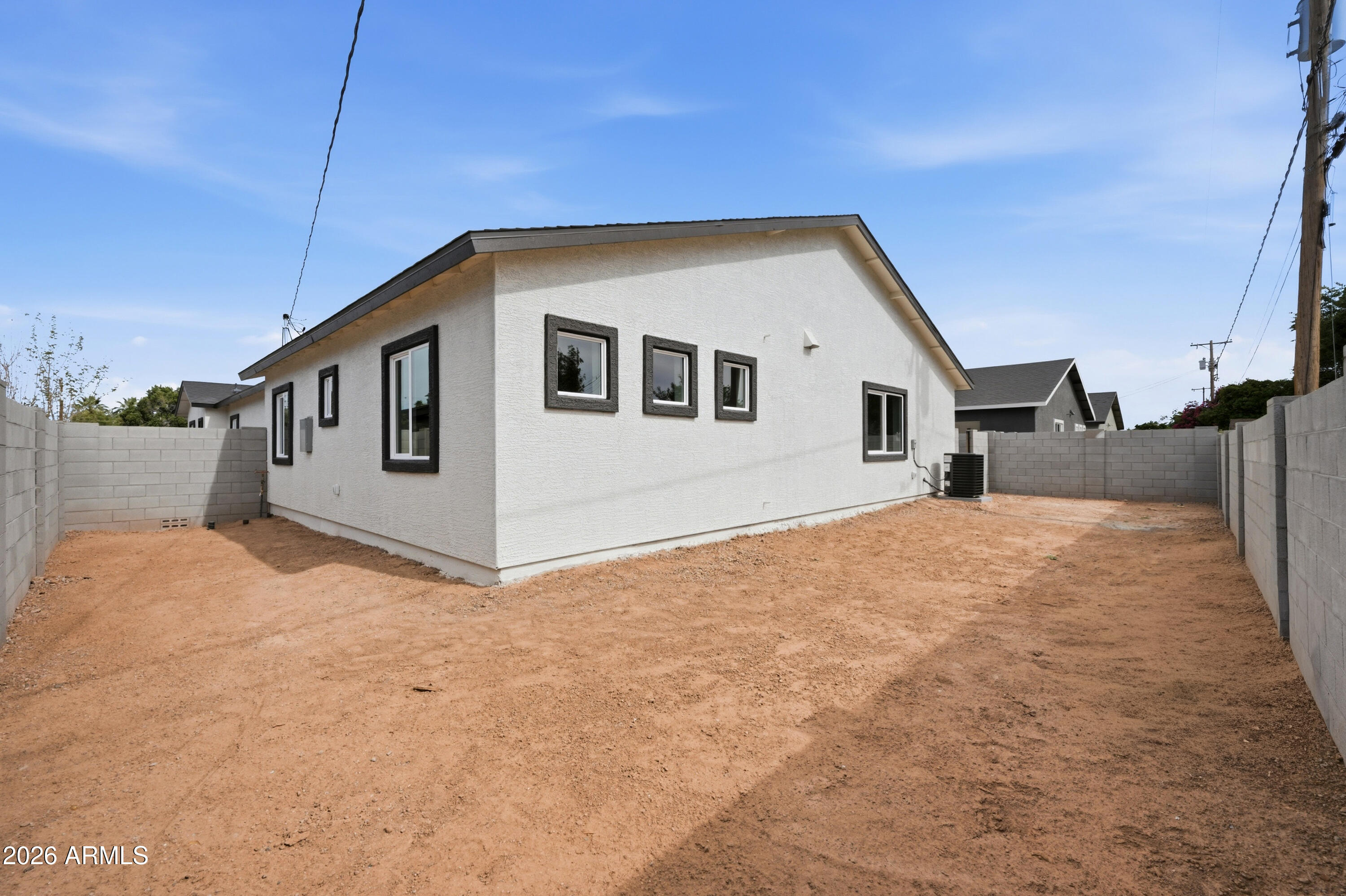 GLENWOOD PARKWAY - Residential Income