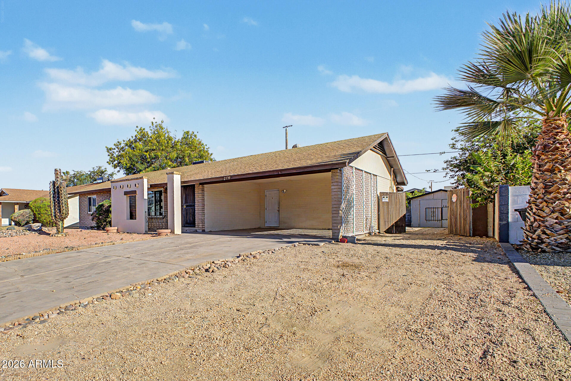 2139 W EUGIE Avenue