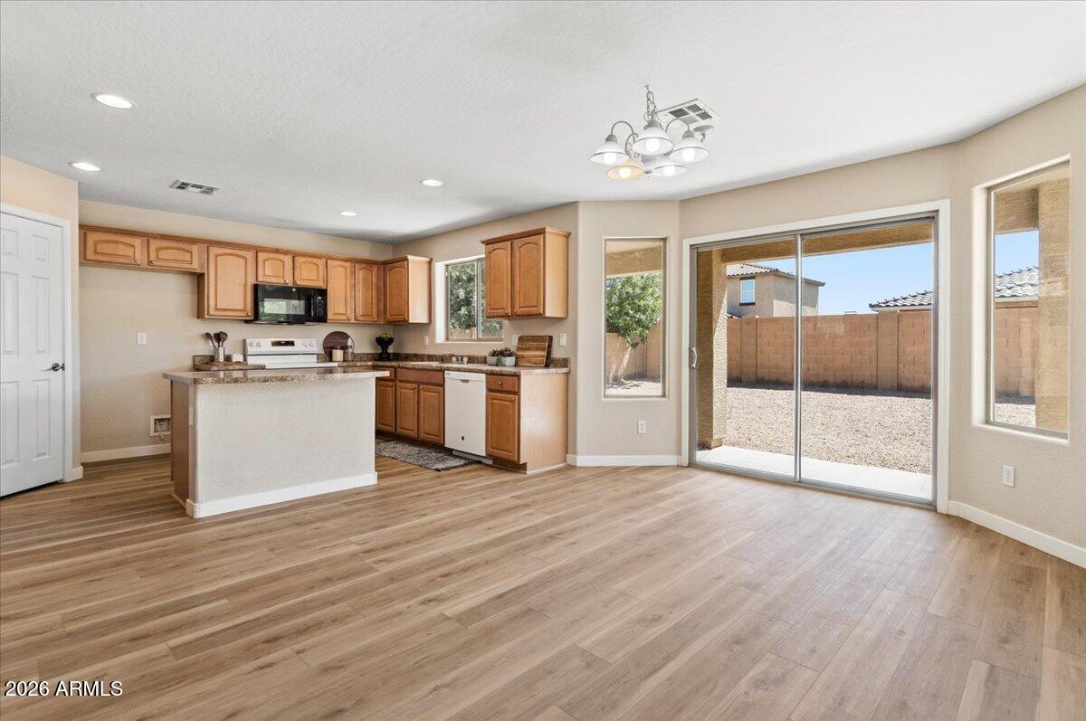 HIGHLAND MANOR UNIT 2 - Residential
