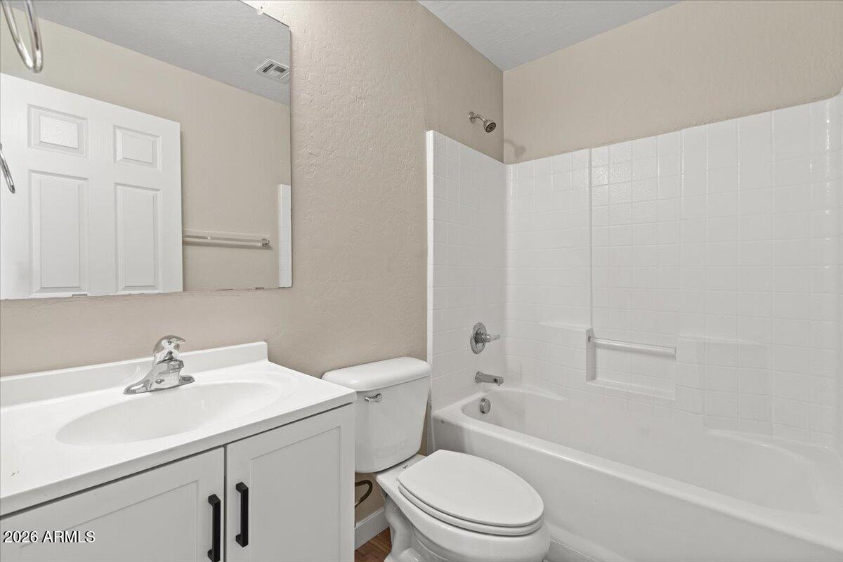 HIGHLAND MANOR UNIT 2 - Residential
