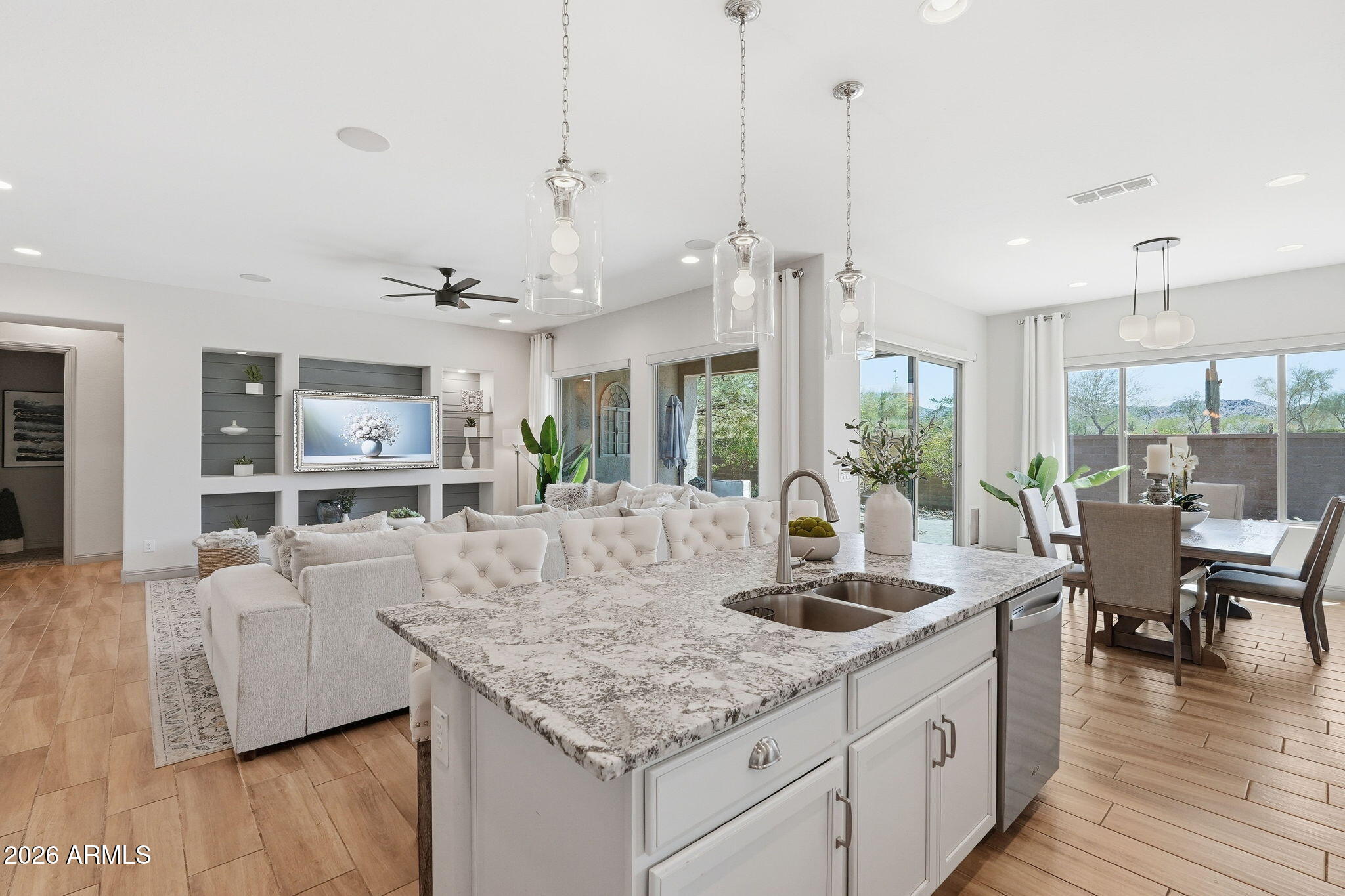 ESTRELLA - Residential