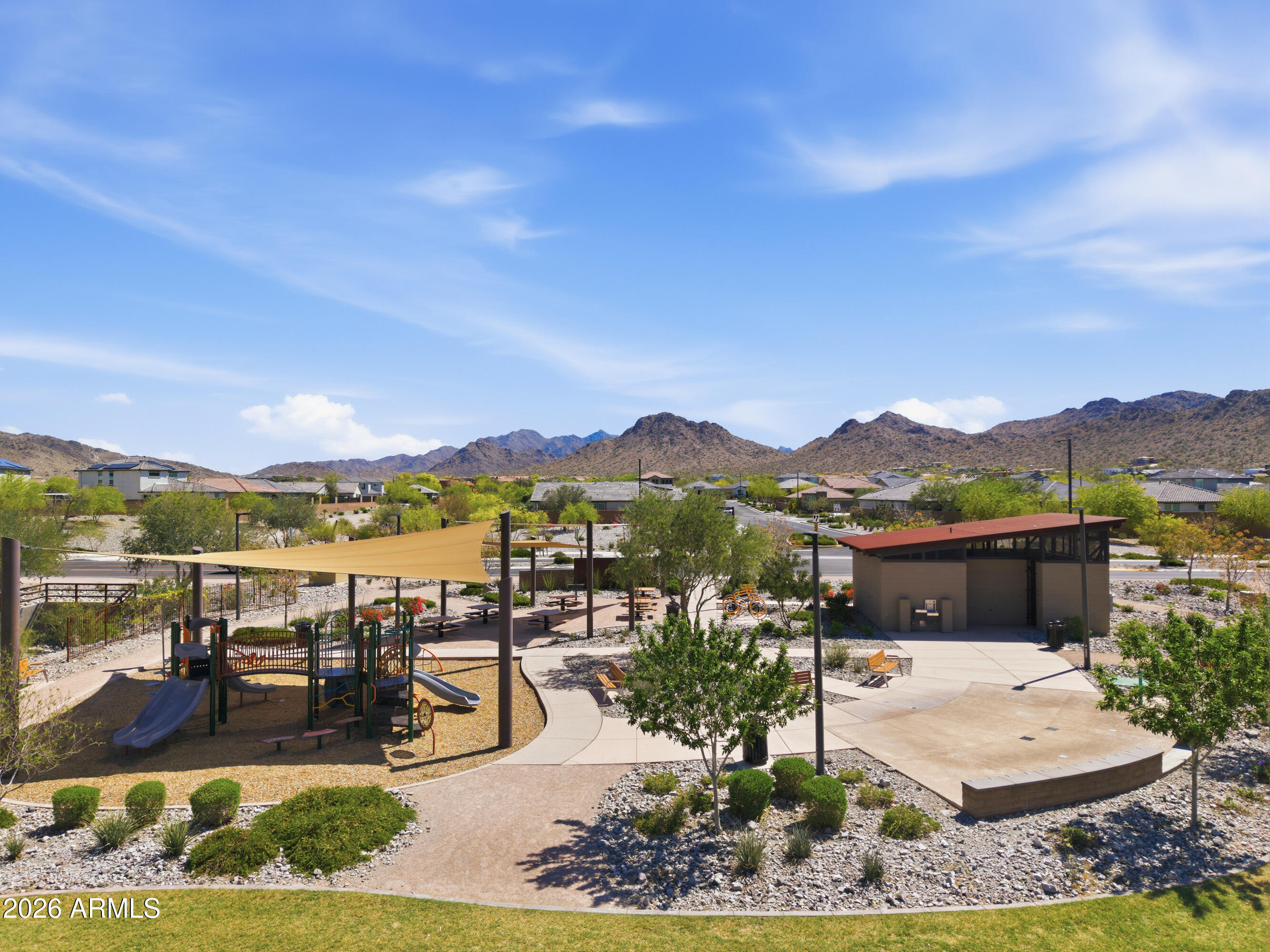 ESTRELLA - Residential