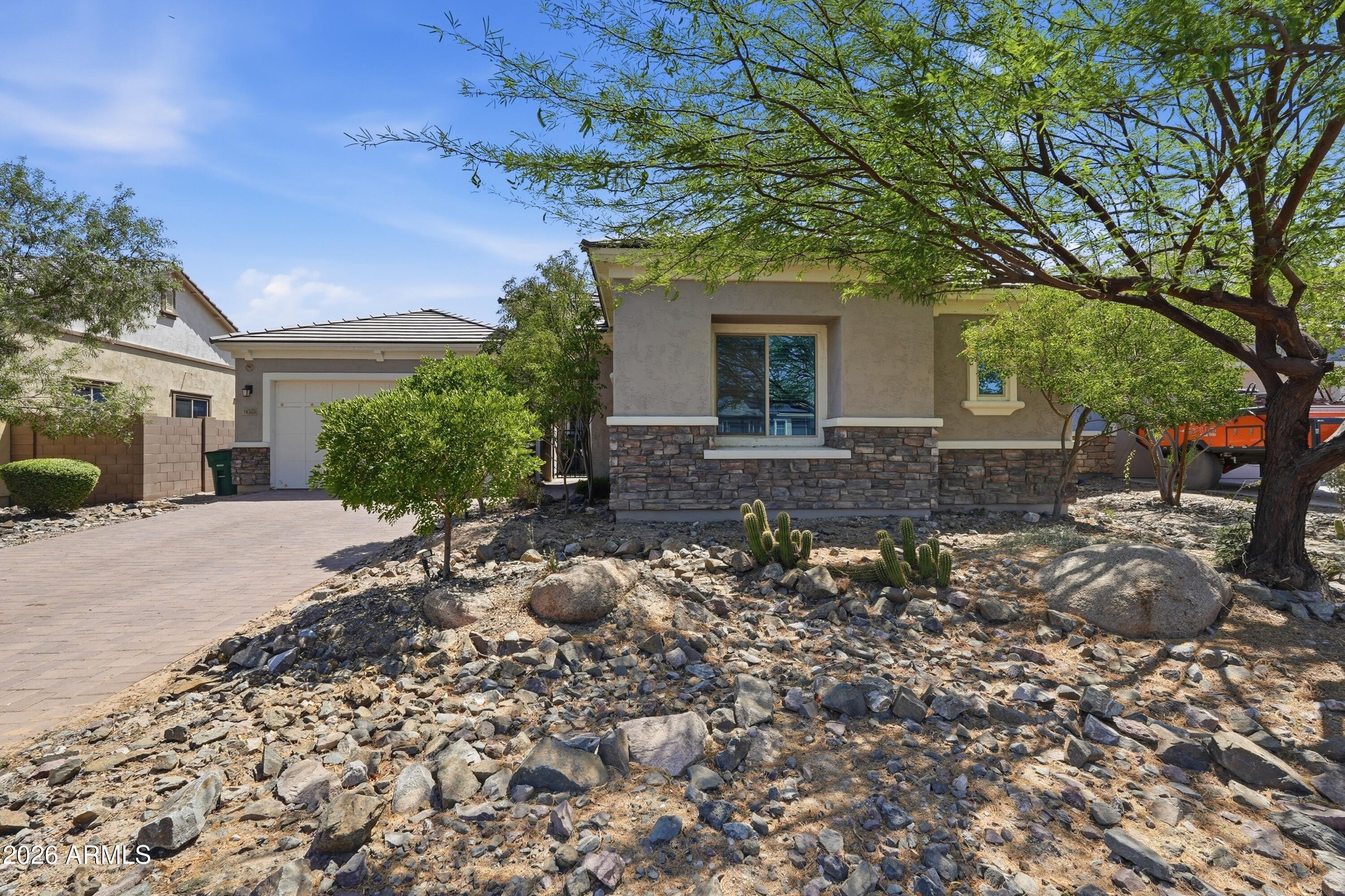 16373 W BEAUTIFUL Lane