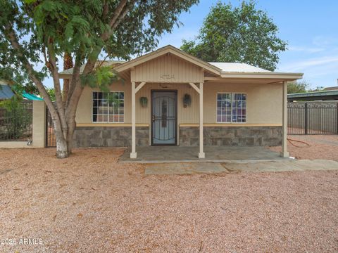 Photo of 4714 N 23rd Avenue, Phoenix, AZ 85015 (MLS # 6949165)