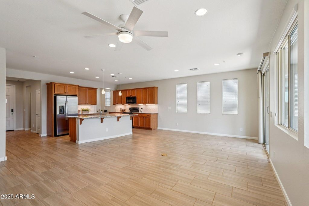 Photo of 13311 W Montansoro Lane, Peoria, AZ 85383 (MLS # 6926601)
