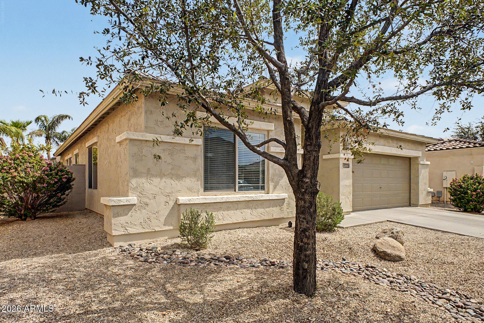896 E LA COSTA Place