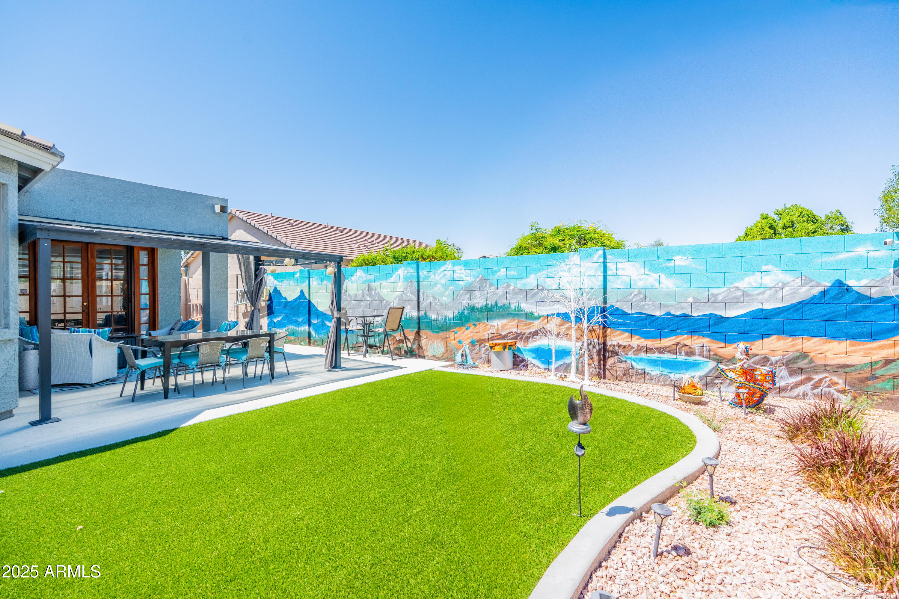 1550 W SAINT KATERI Drive