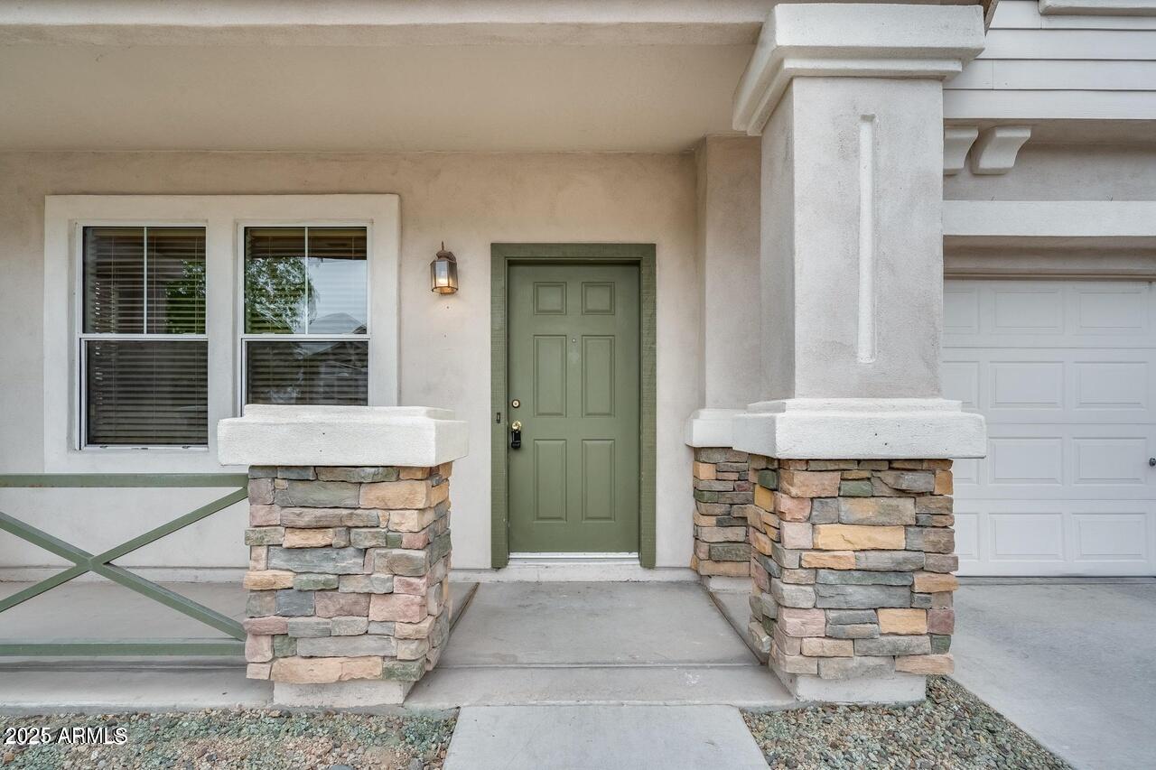 7265 W GARDENIA Avenue