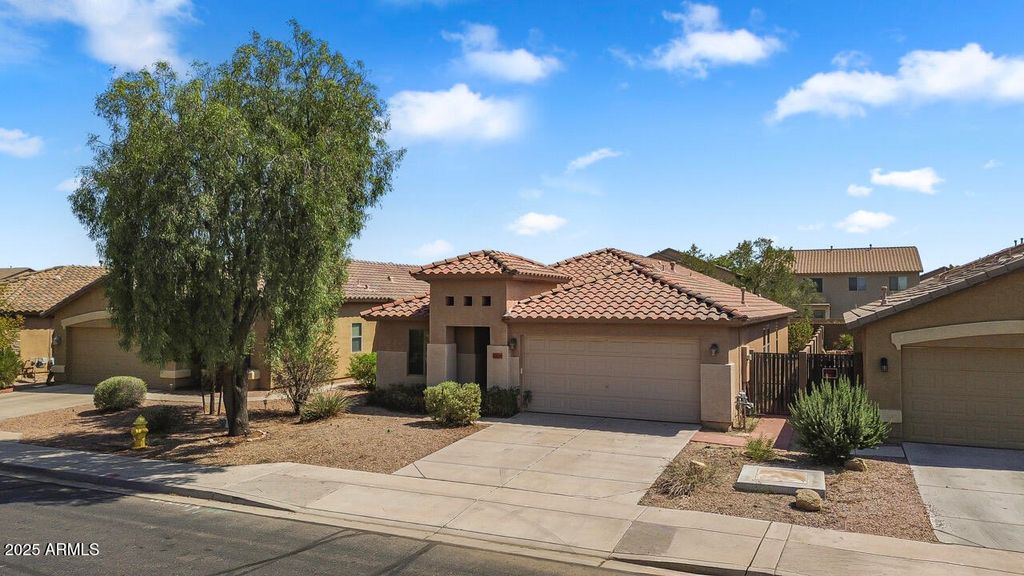 Photo of 46137 W Starlight Drive, Maricopa, AZ 85139 (MLS # 6937794)