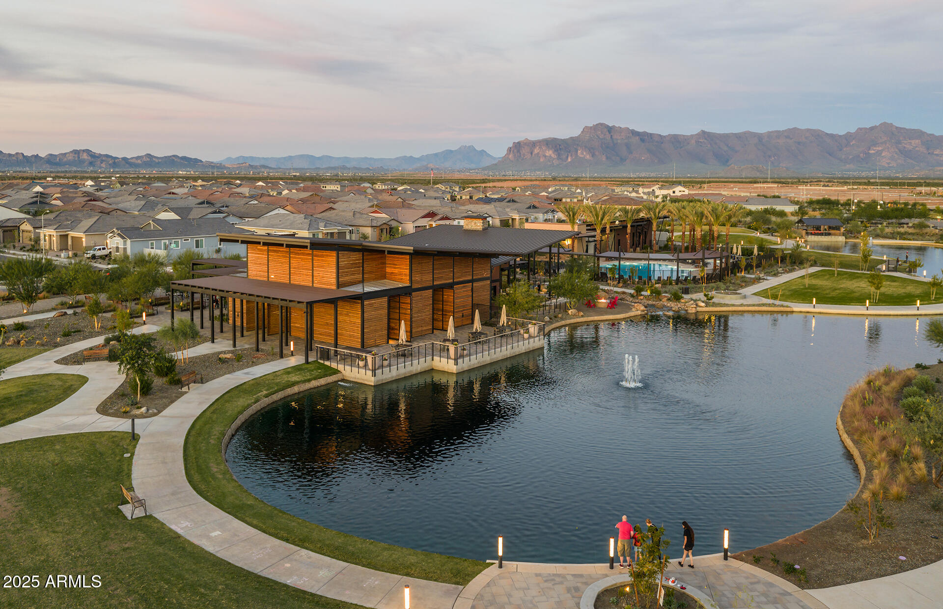 1260 W TREASURE Trail