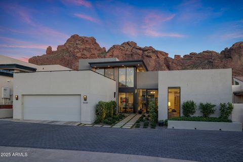 5935 N ECHO CANYON Lane Phoenix AZ 85018