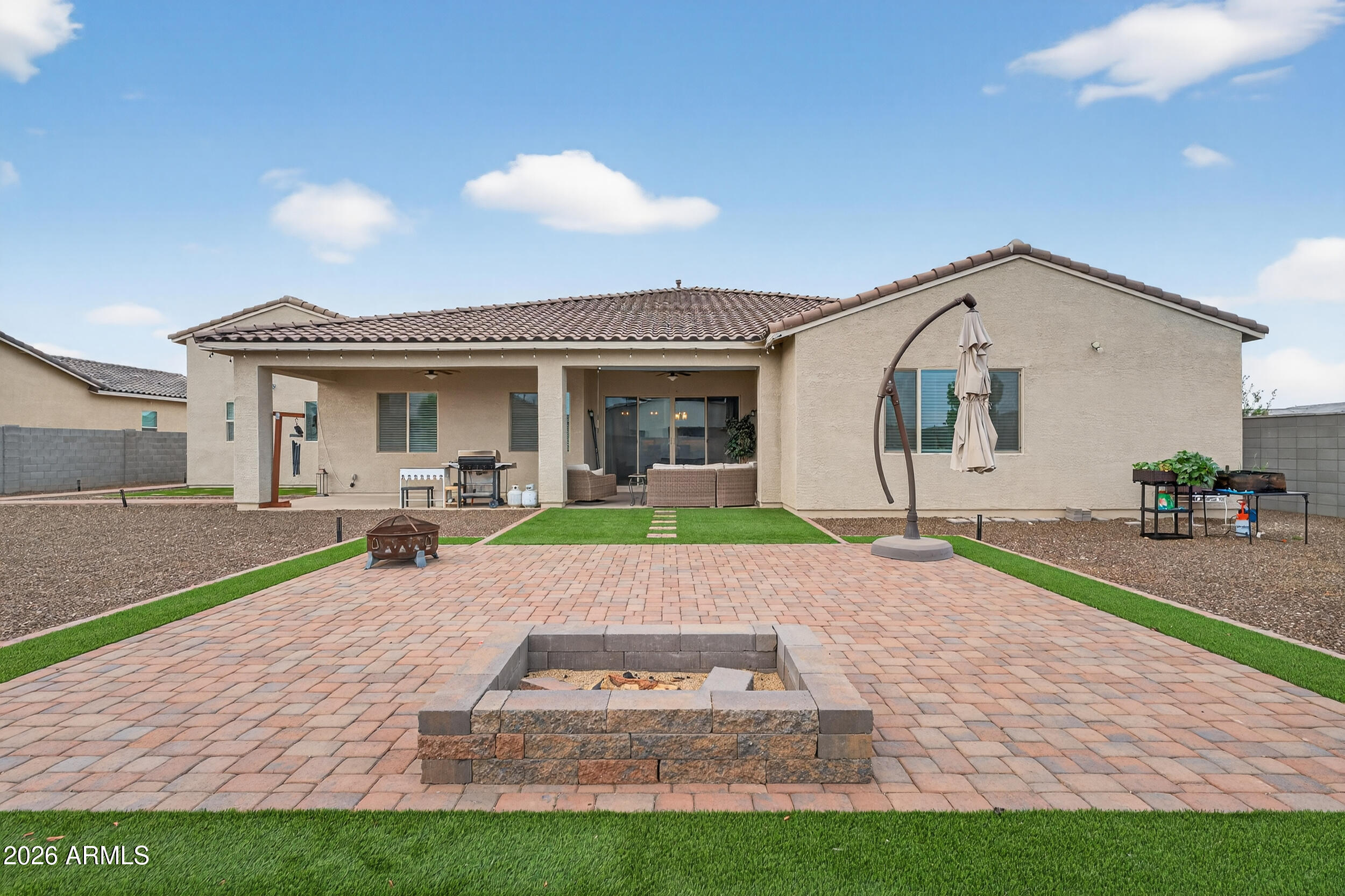 AZURE CANYON PARCEL 4 REPLAT - Residential