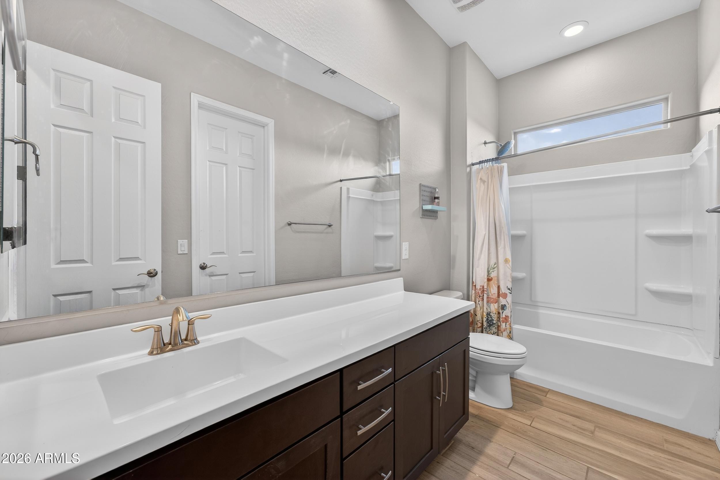 AZURE CANYON PARCEL 4 REPLAT - Residential