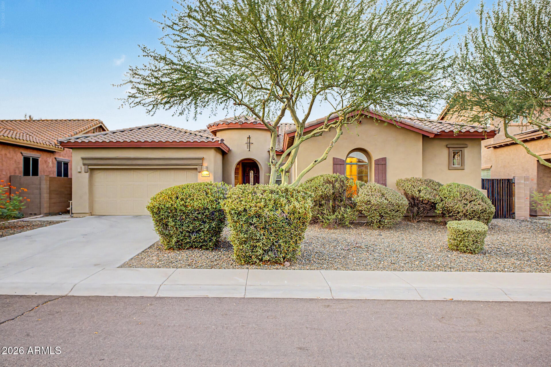 13388 W CHAPAROSA Way
