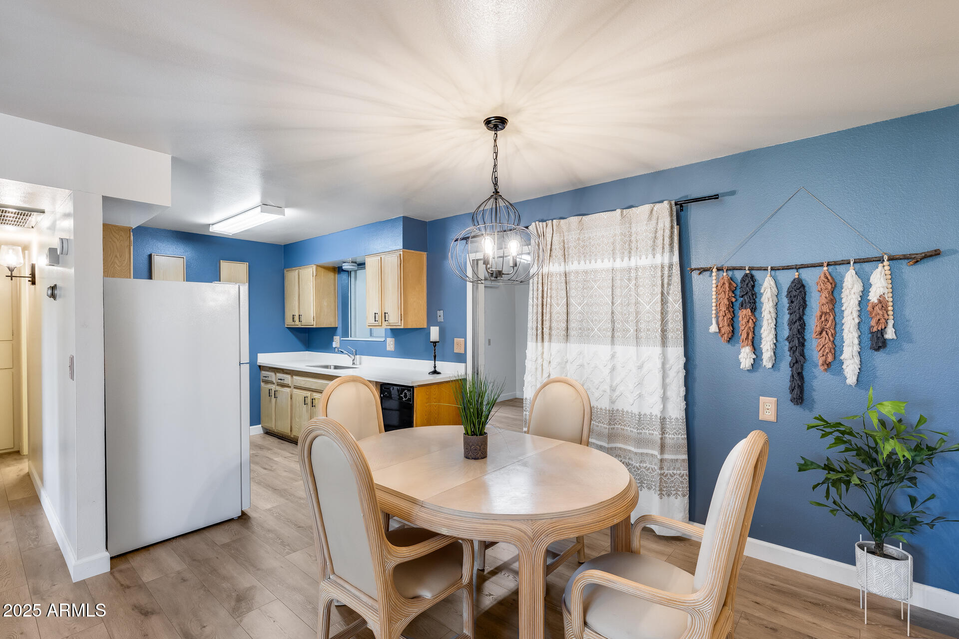 10426 W DEANNE Drive