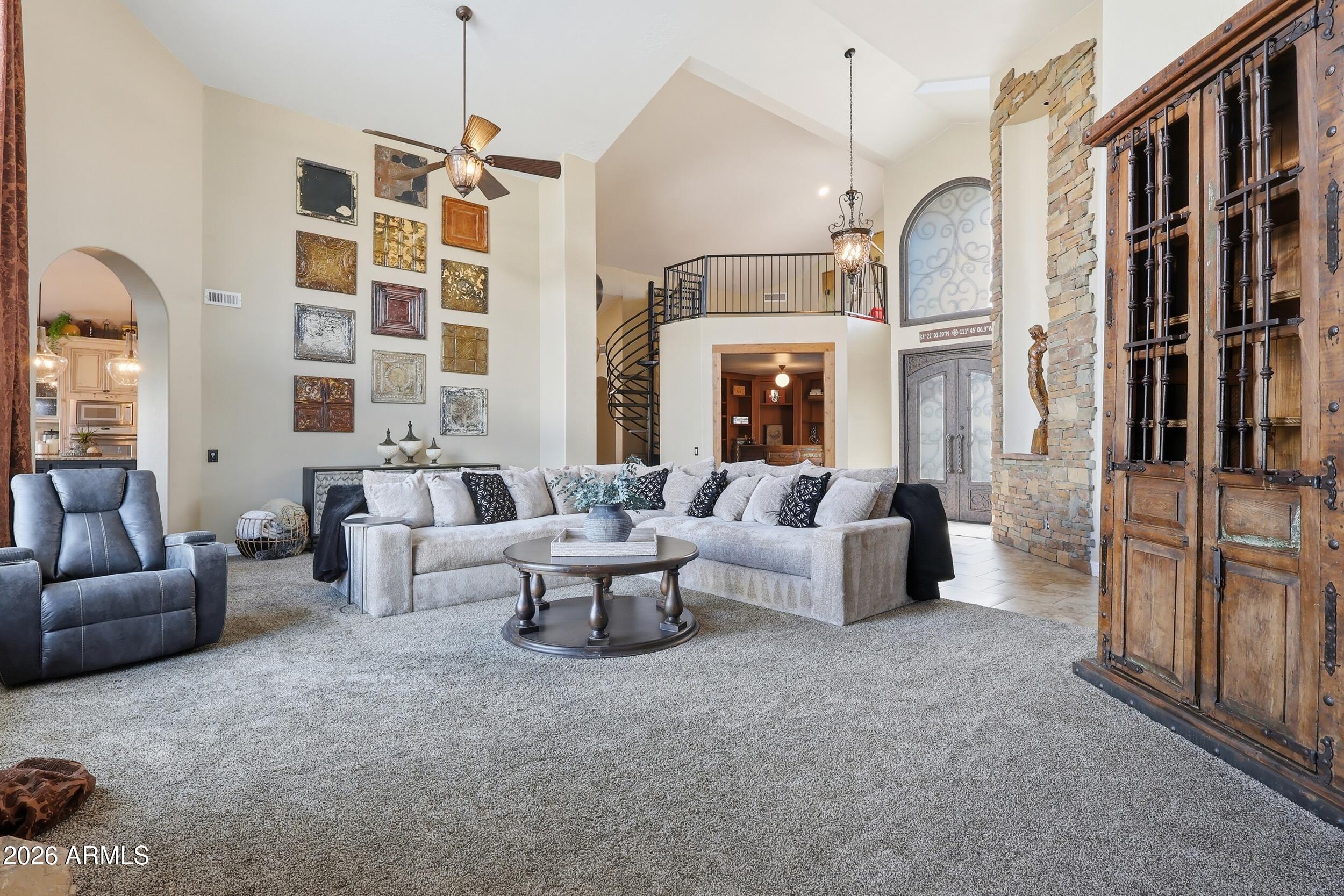 1756 E Queen Palm Drive