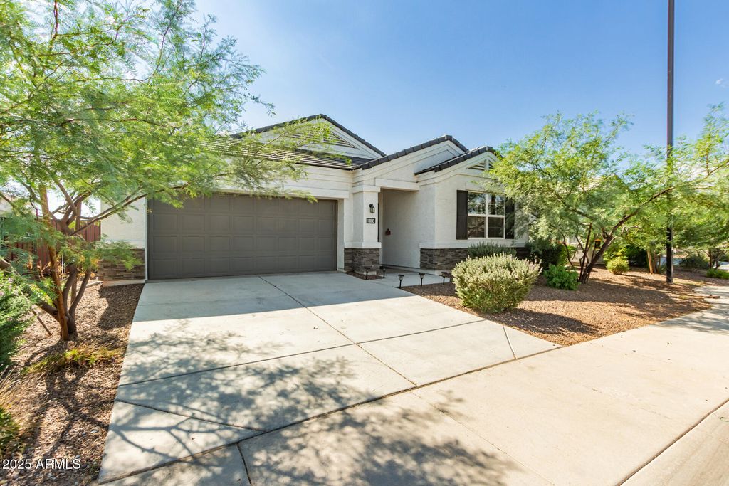 Photo of 18843 W Farmer Road, Buckeye, AZ 85326 (MLS # 6934627)