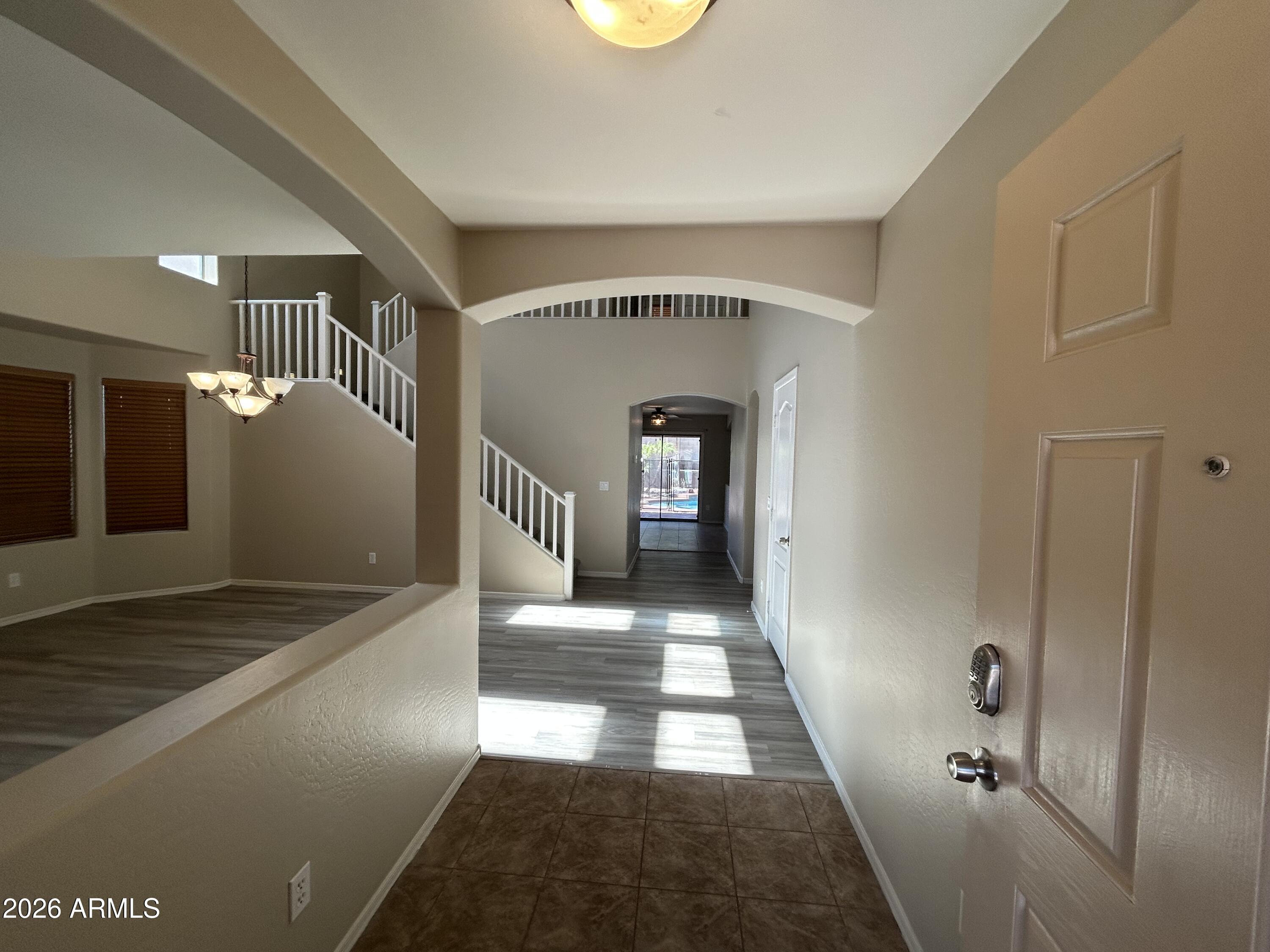 24902 W WAYLAND Drive
