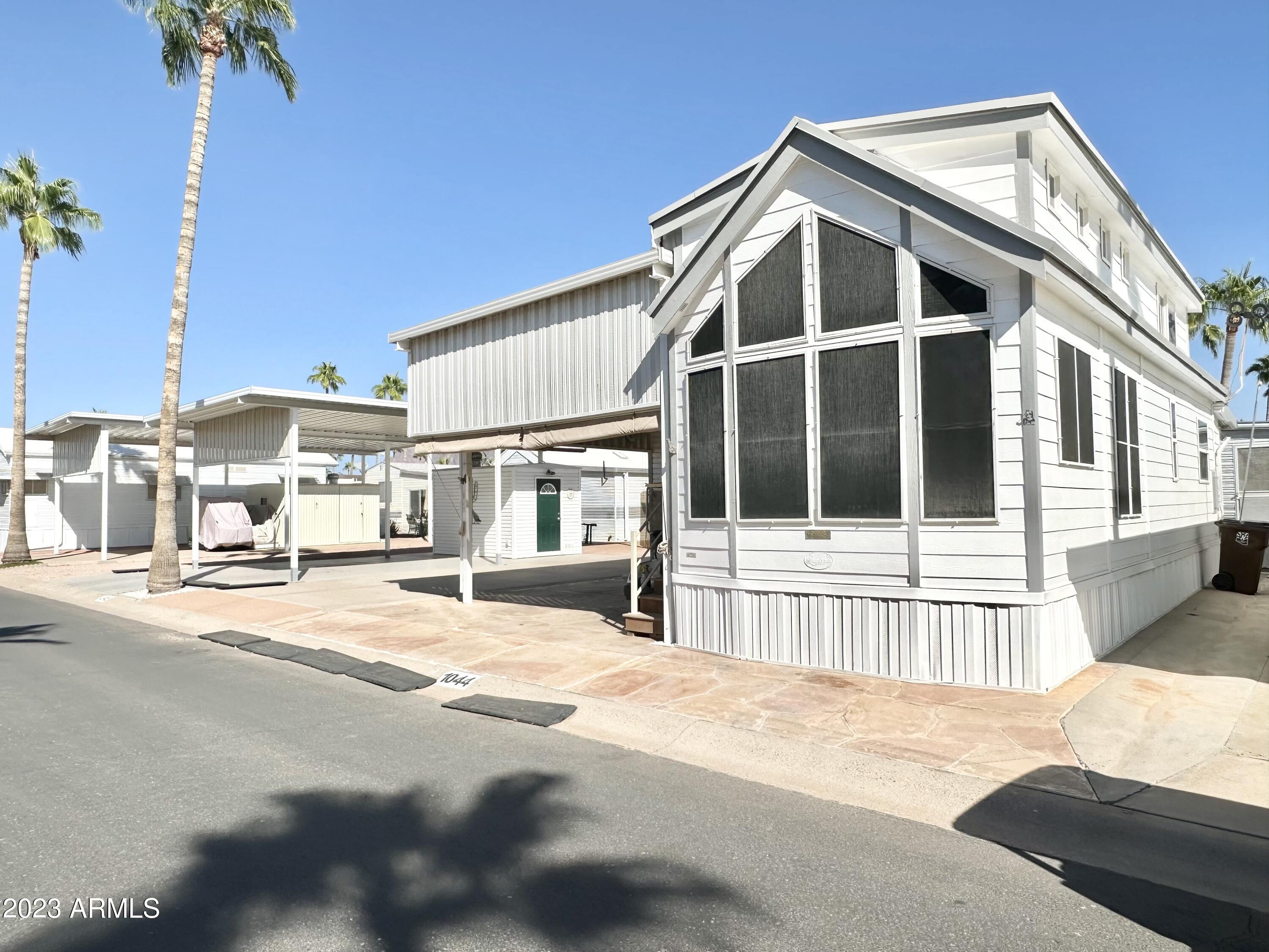 1044 S QUARTZ Drive