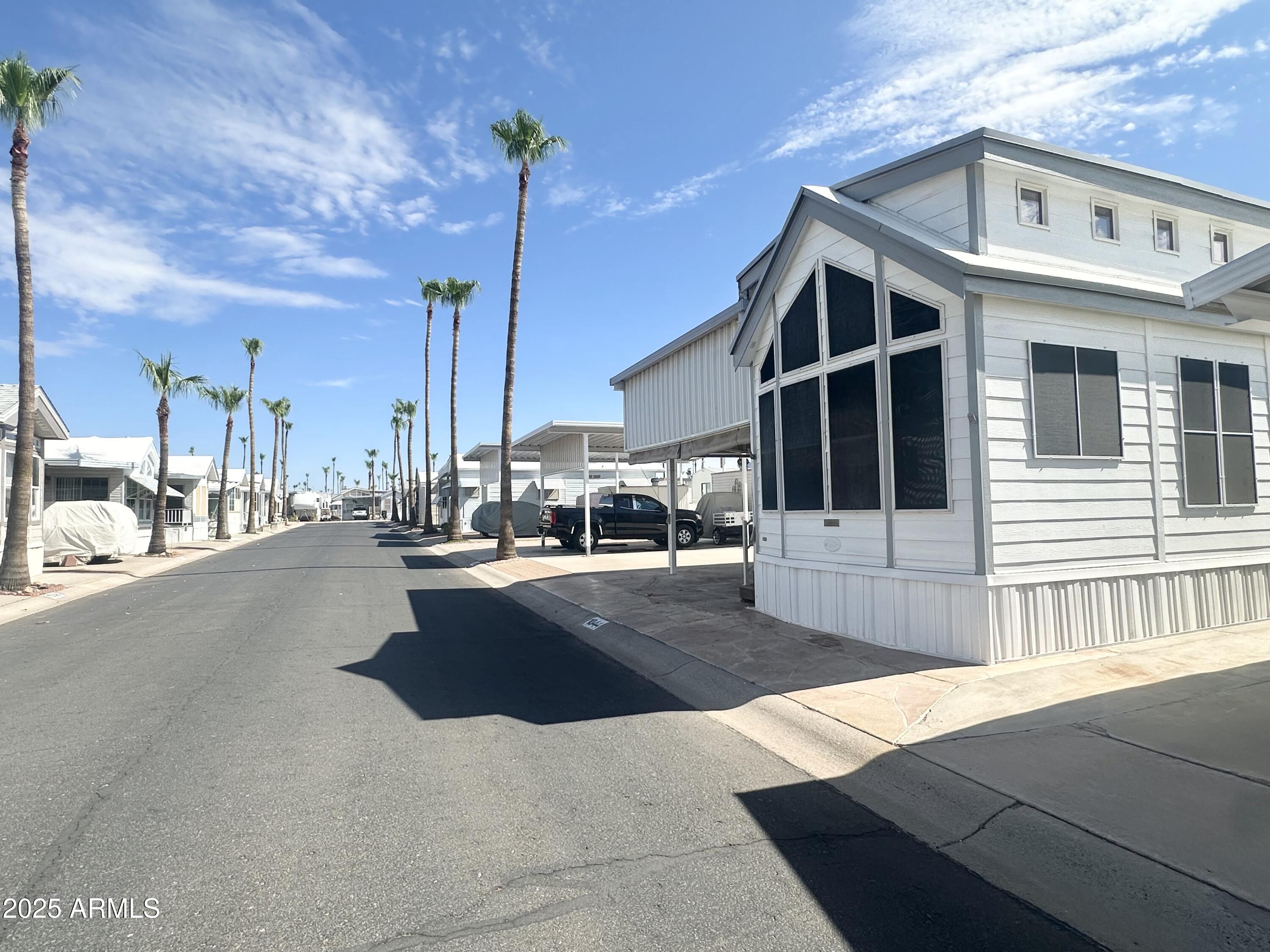 1044 S QUARTZ Drive