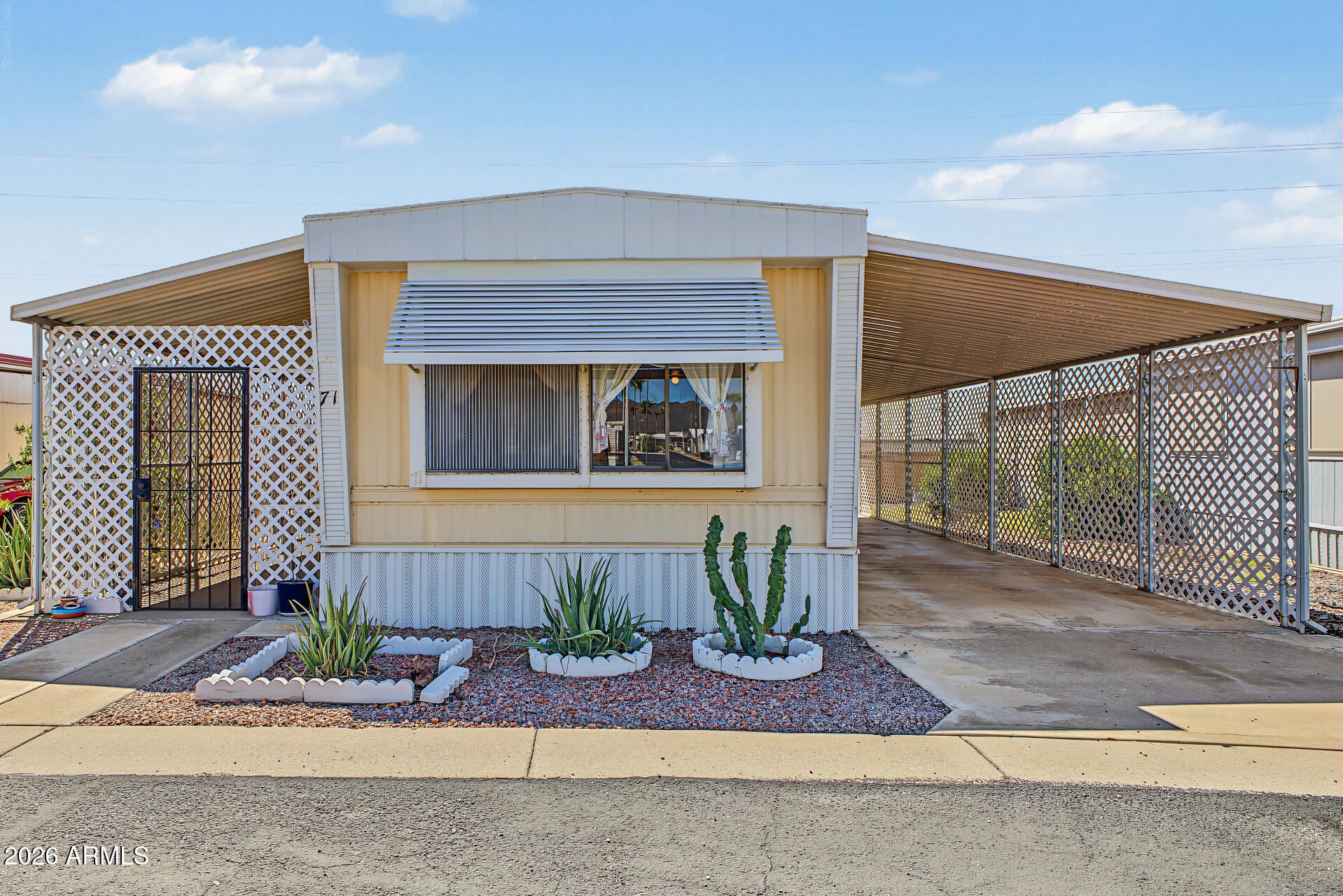 2900 W Superstition Boulevard 71