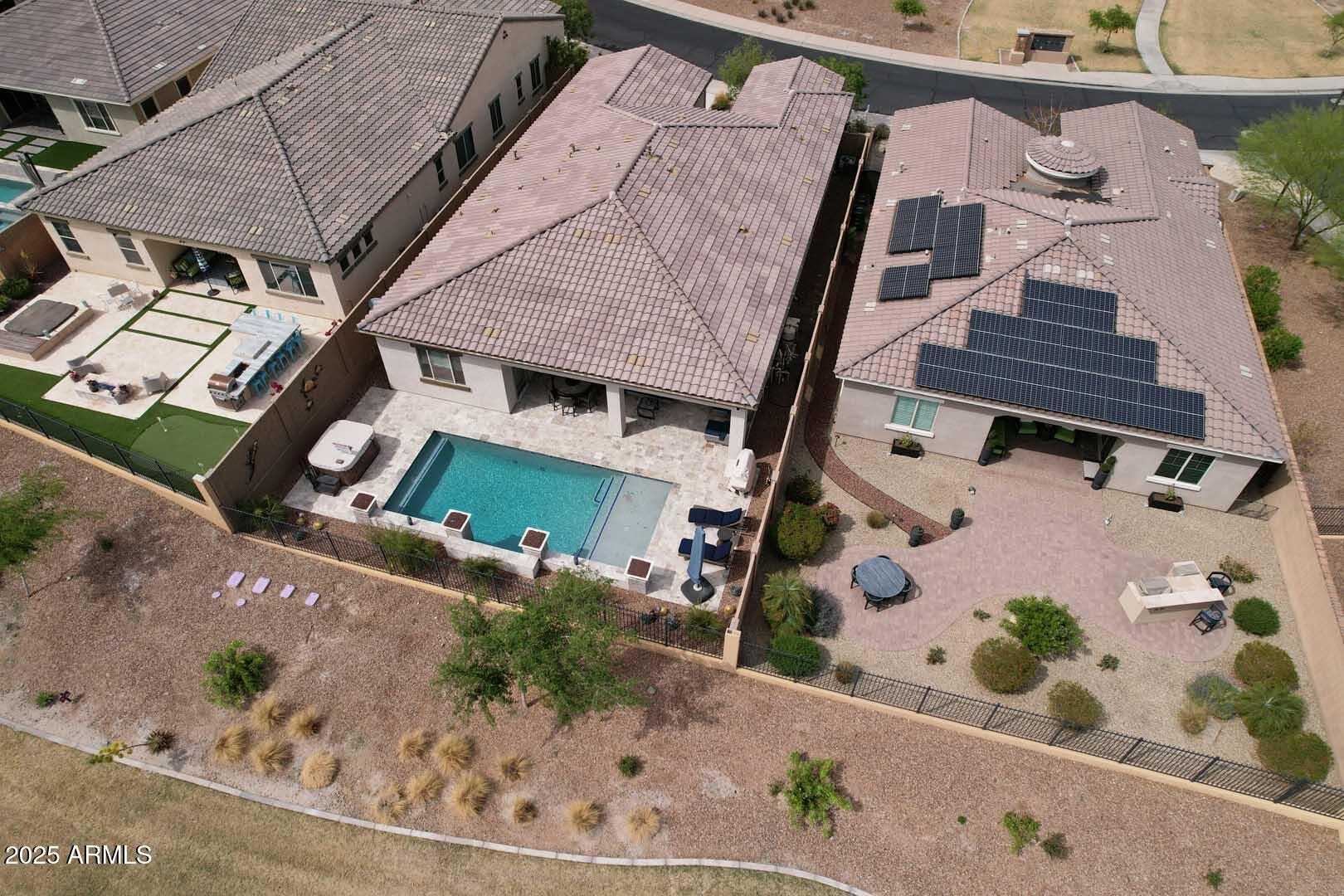 18233 W HOPE Drive