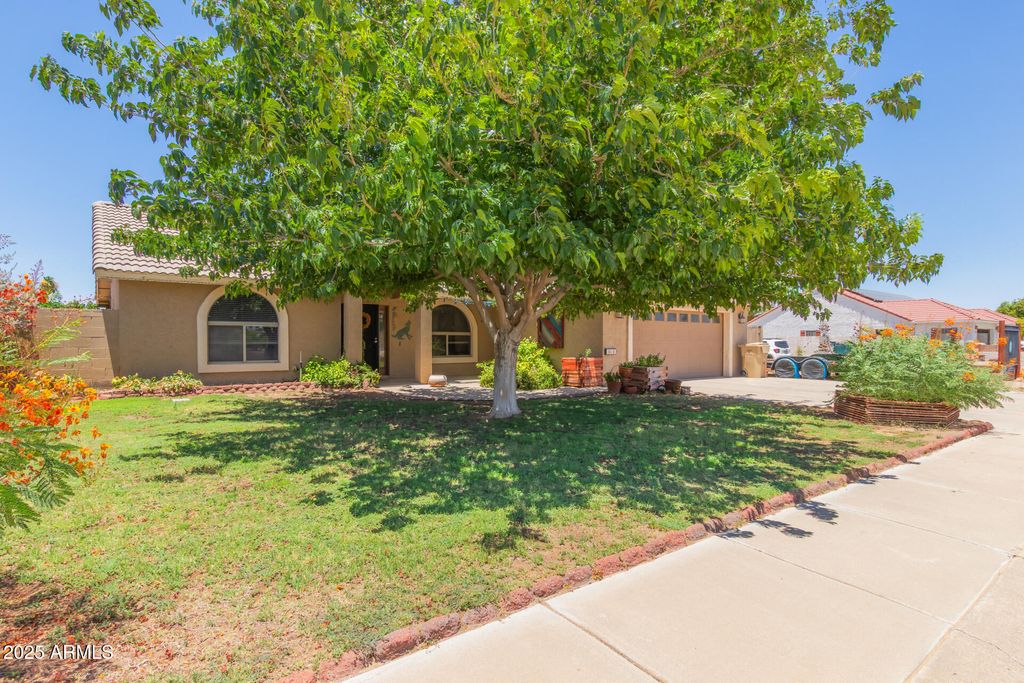 Photo of 10048 W San Lazaro Drive, Arizona City, AZ 85123 (MLS # 6882379)