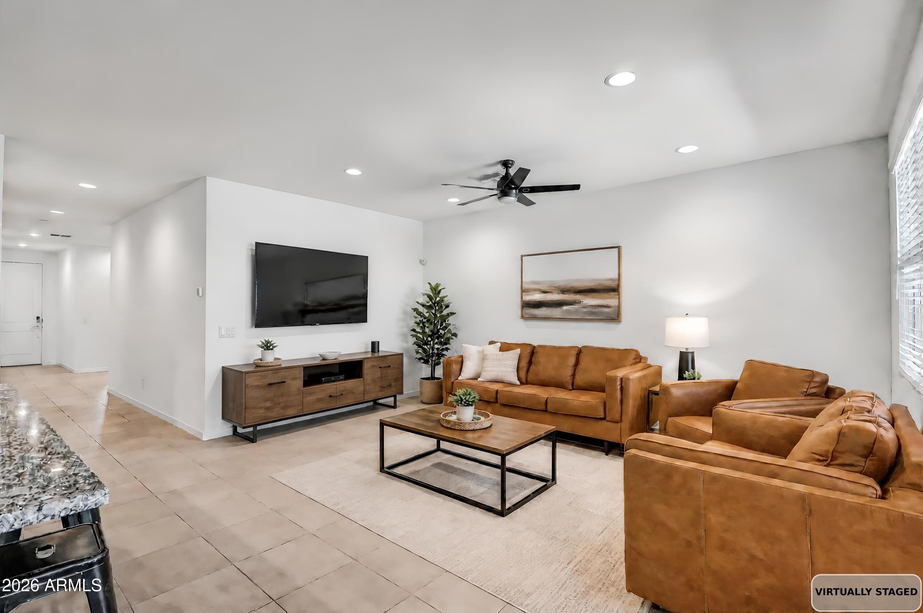 6732 W PEDRO Lane