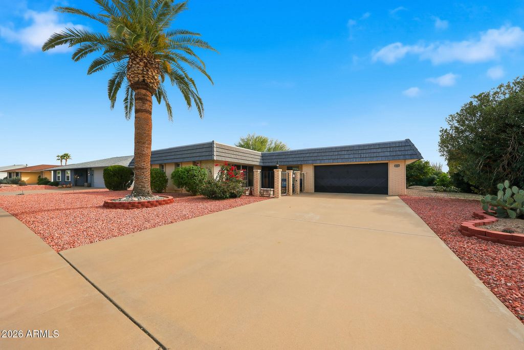 Photo of 10921 W Campana Drive, Sun City, AZ 85351 (MLS # 6985829)