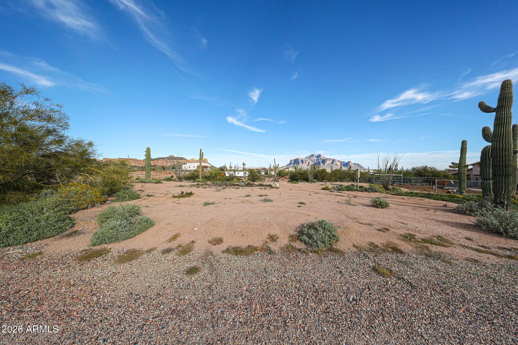 Photo of 000 Vacant Land #-, Apache Junction, AZ 85119 (MLS # 6983164)