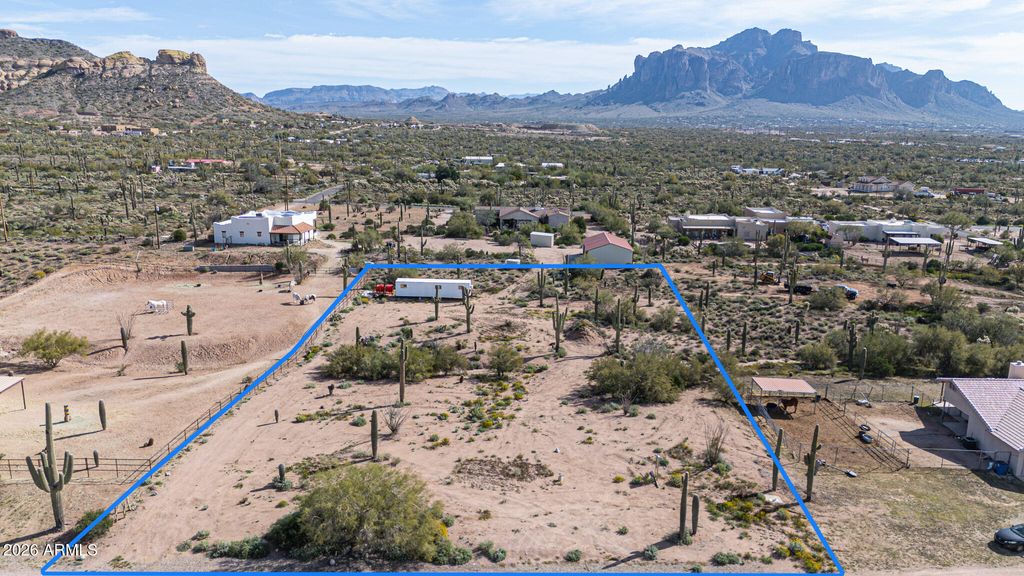 Photo of 000 Vacant Land #-, Apache Junction, AZ 85119 (MLS # 6983164)