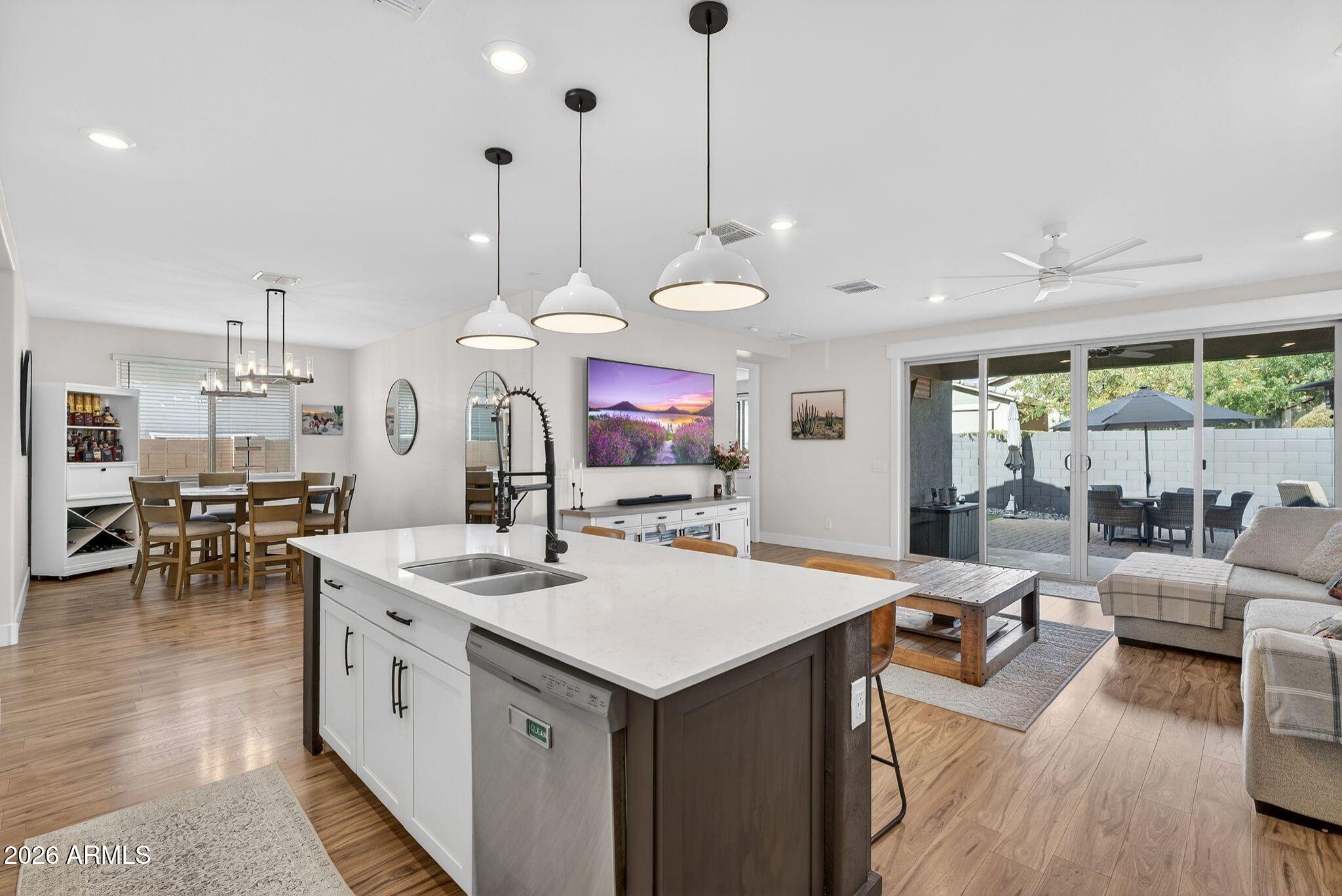 308 W RAINBOW BRIDGE Lane