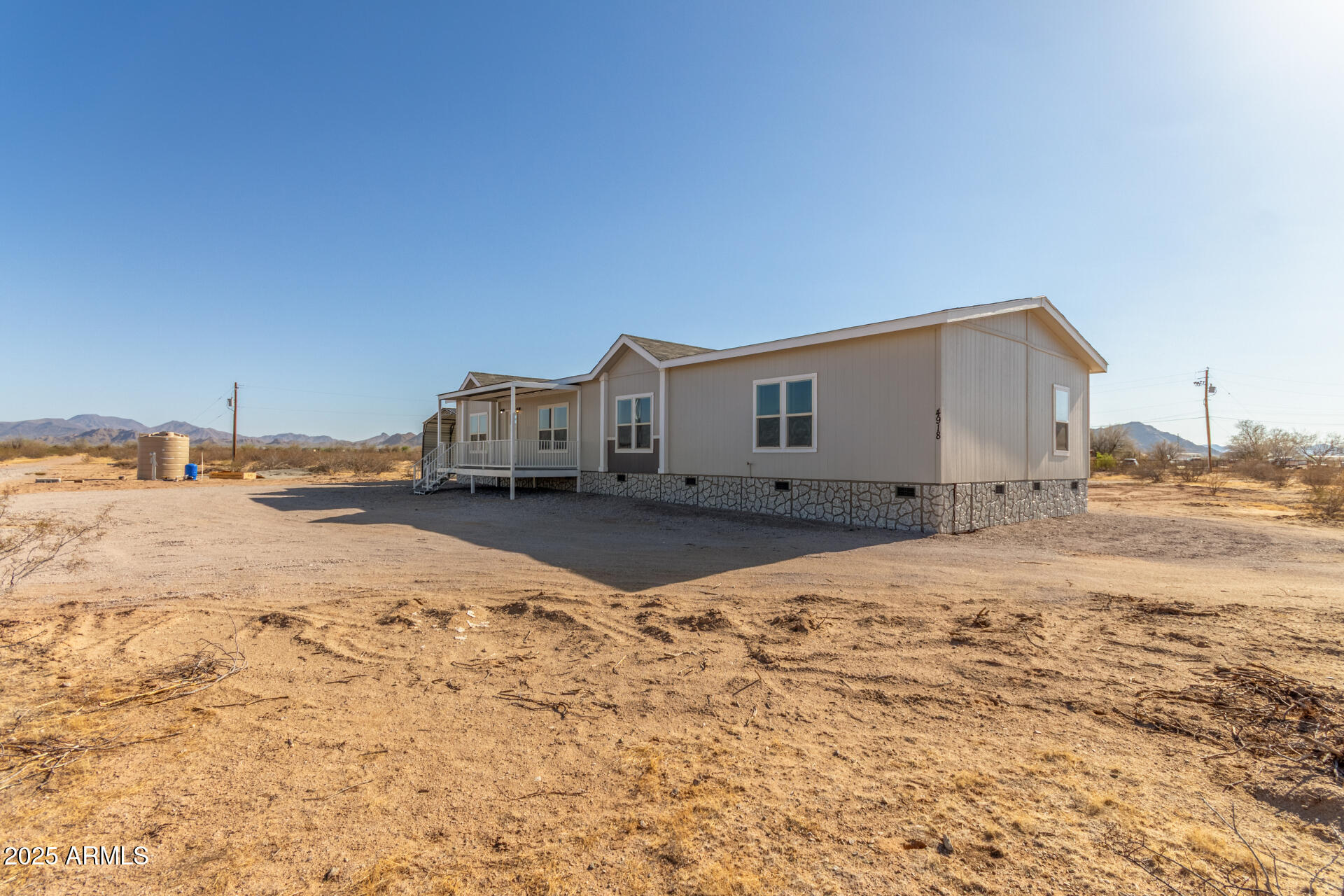 4918 N Schlegel Road