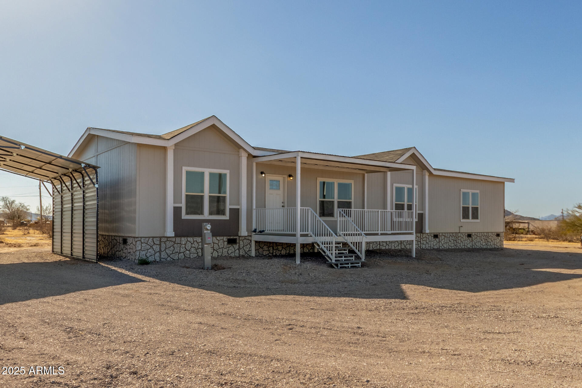 4918 N Schlegel Road