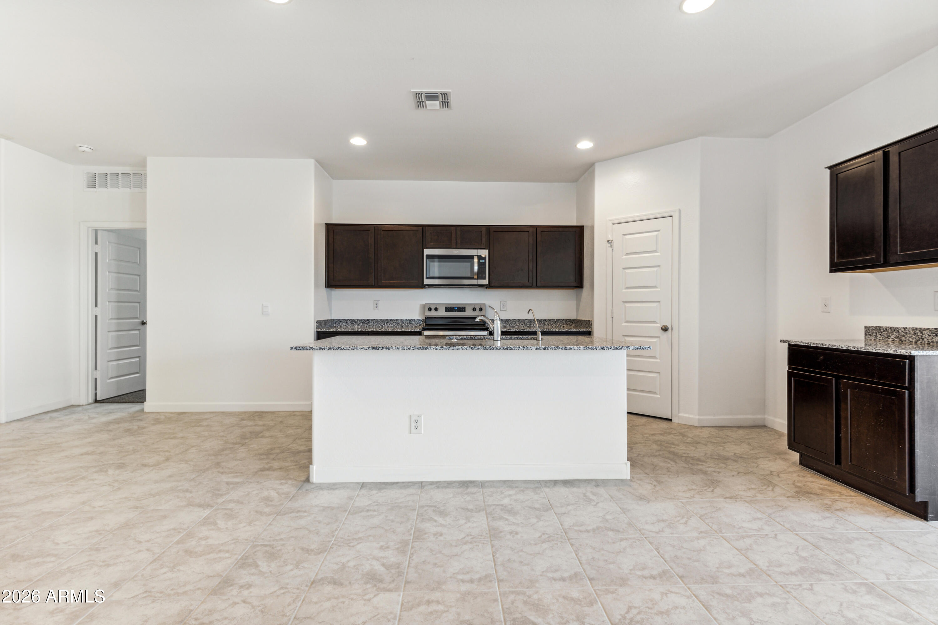 17885 N RAVELLO Road