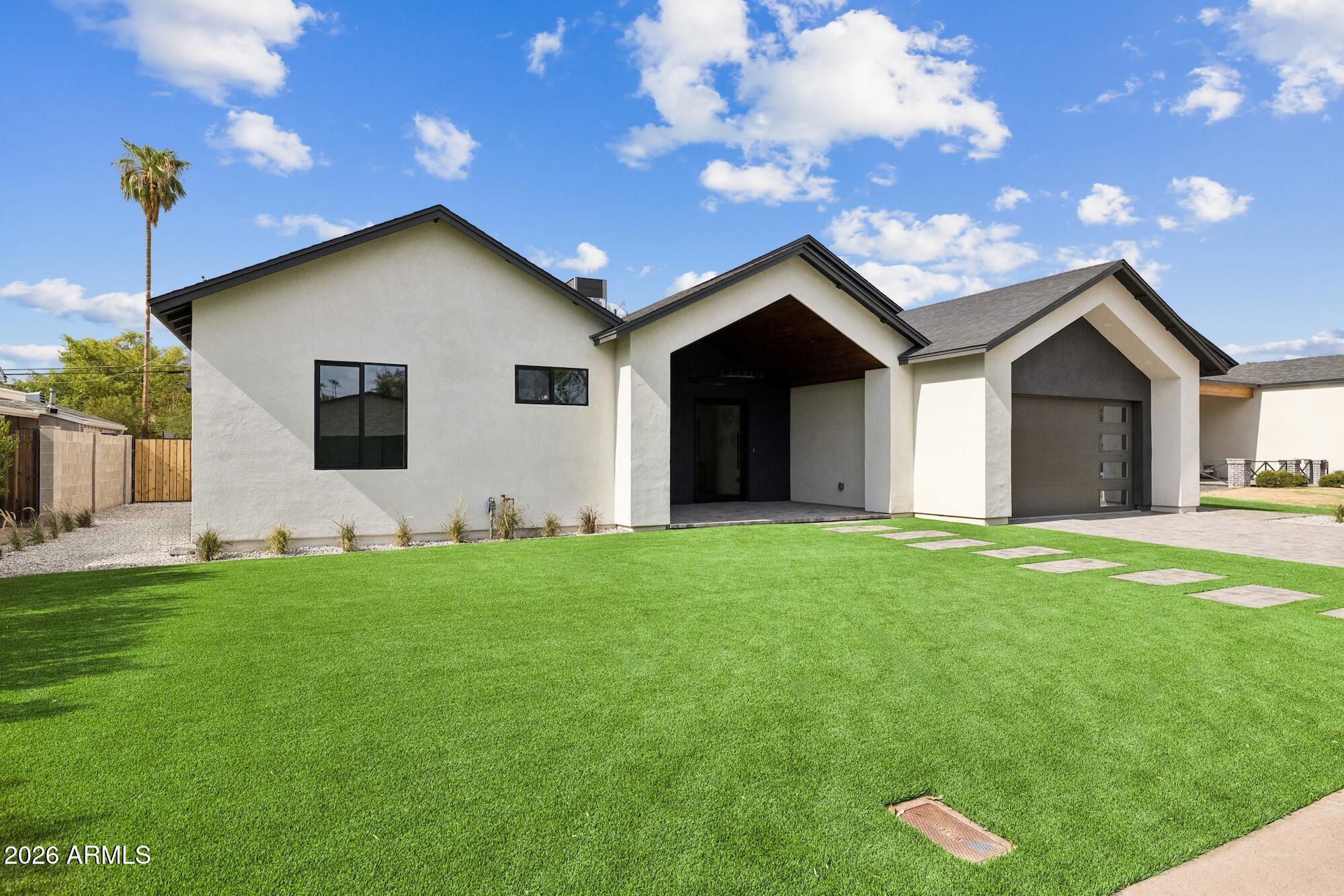 4108 E AVALON Drive