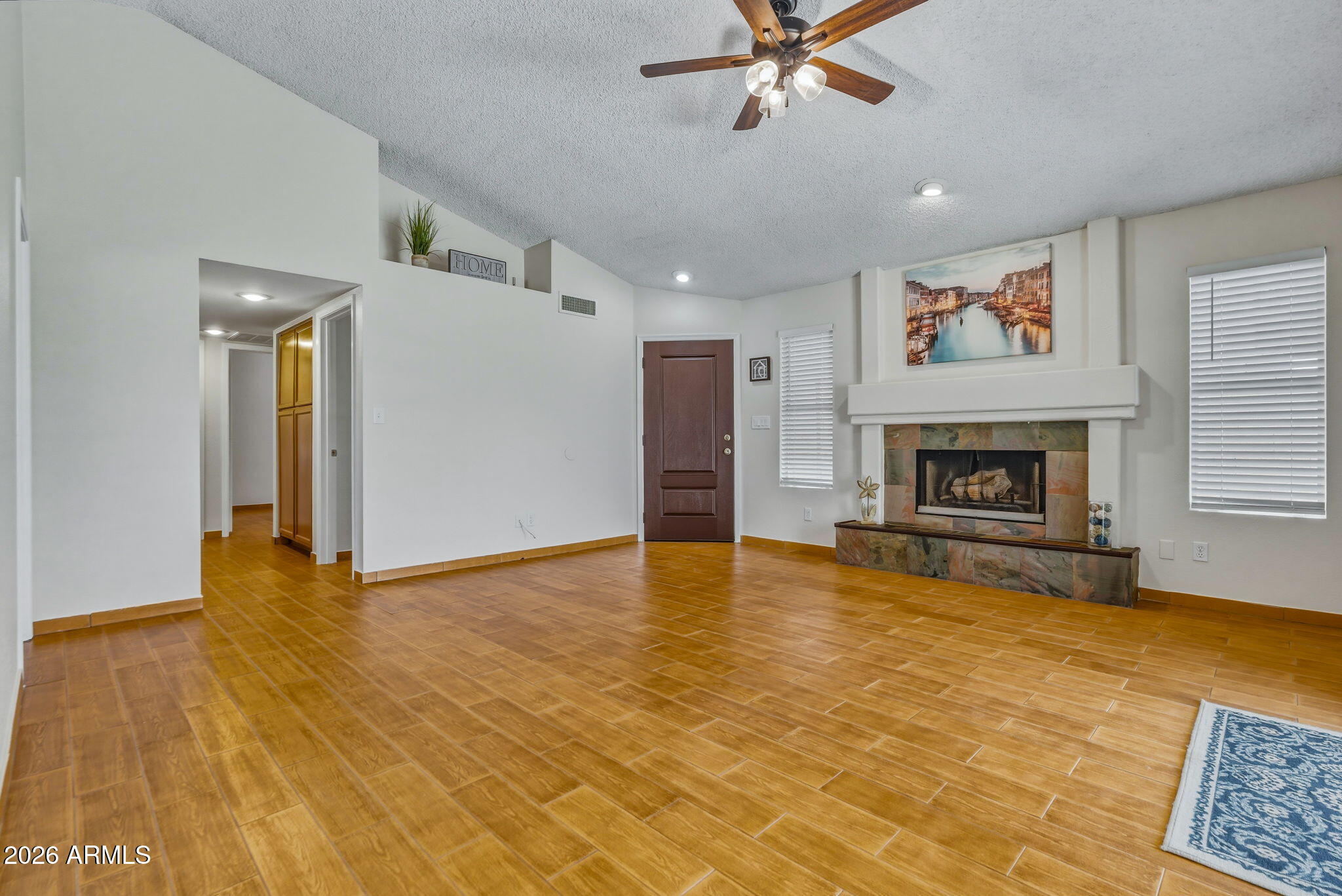 8058 W LAUREL Lane