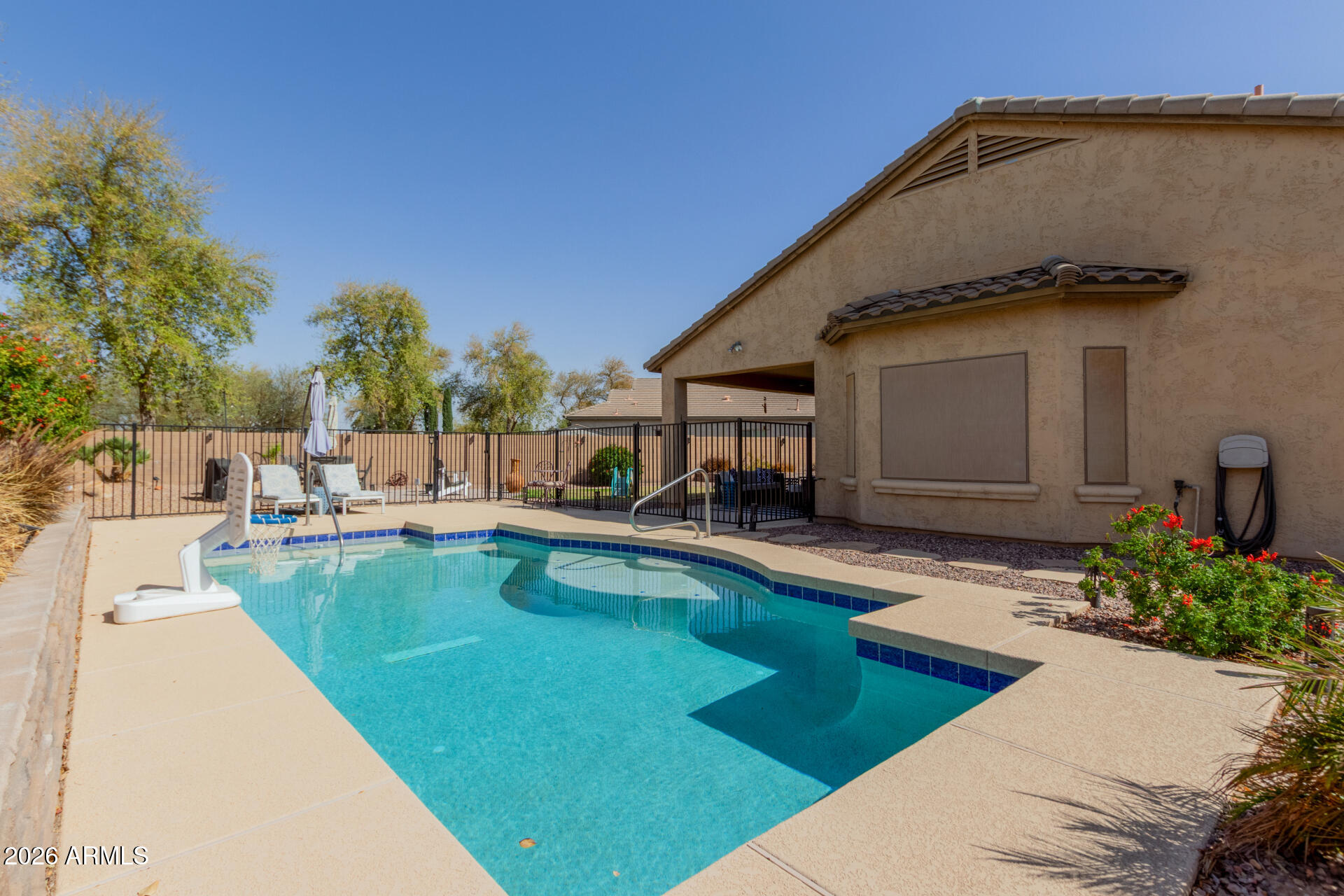 4610 S HASSETT Circle