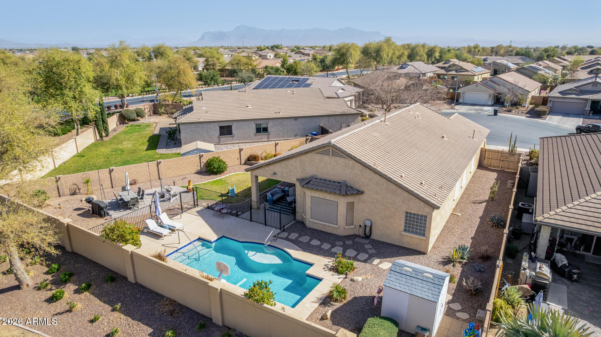 4610 S HASSETT Circle