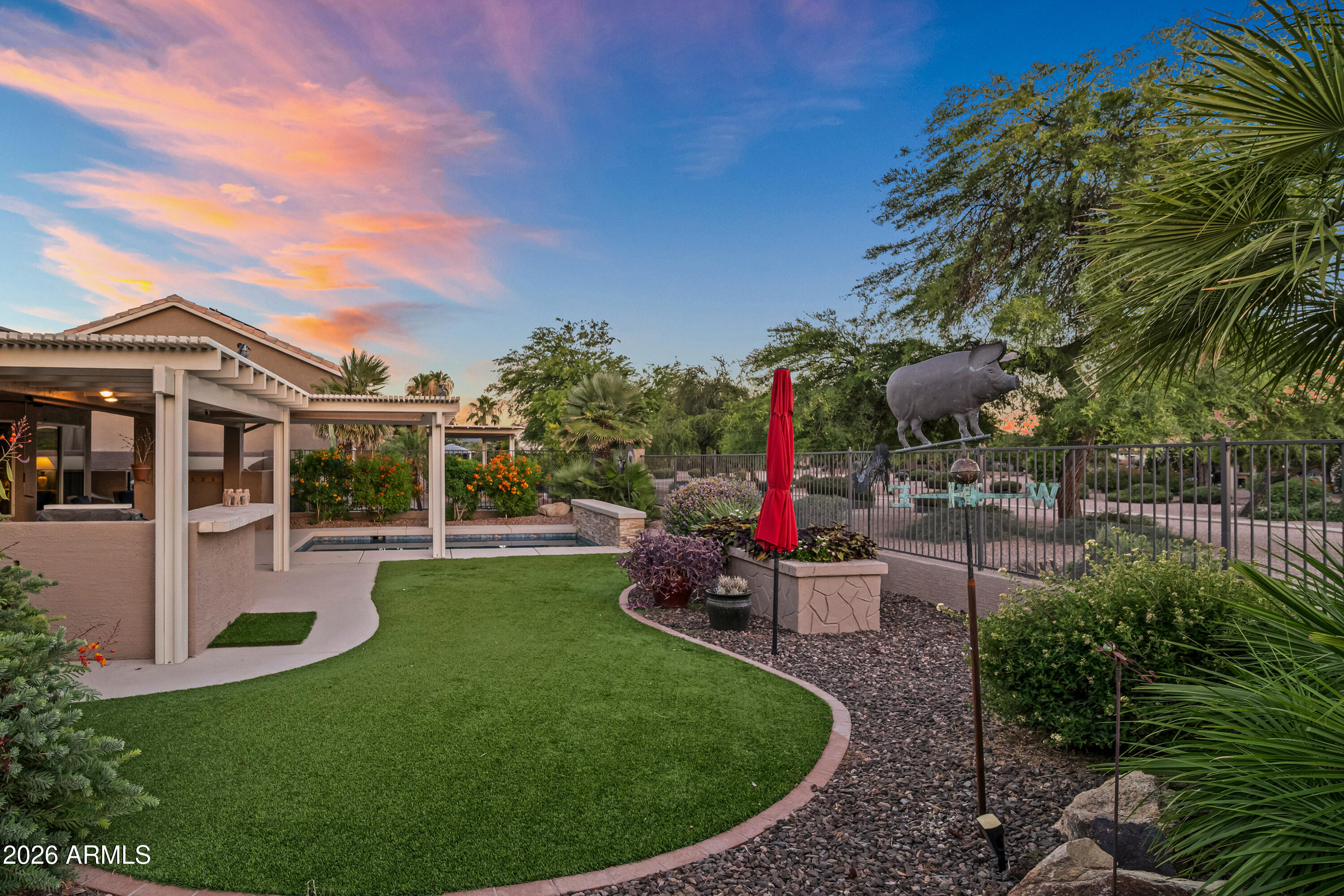 3268 N PALMER Drive
