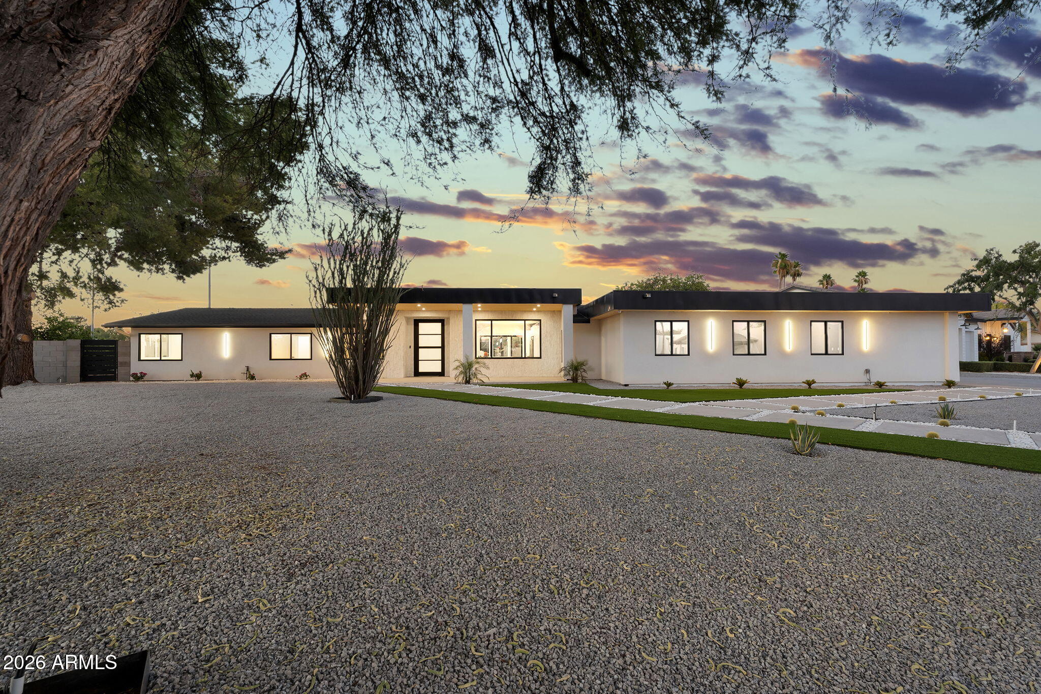 6402 E LARKSPUR Drive