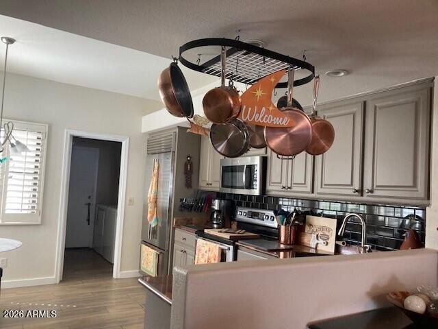 8100 E CAMELBACK Road 94