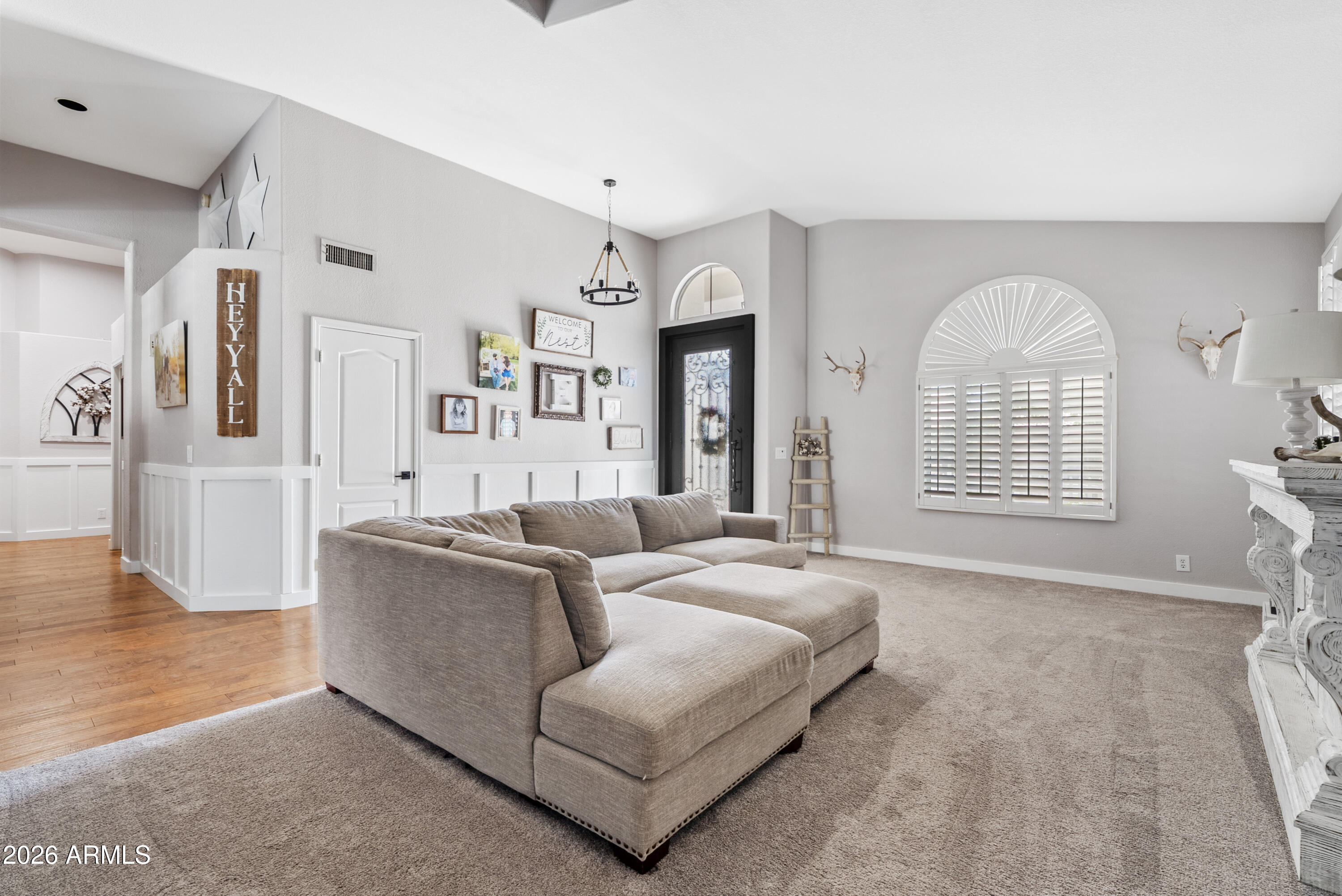 6550 E ROLAND Street