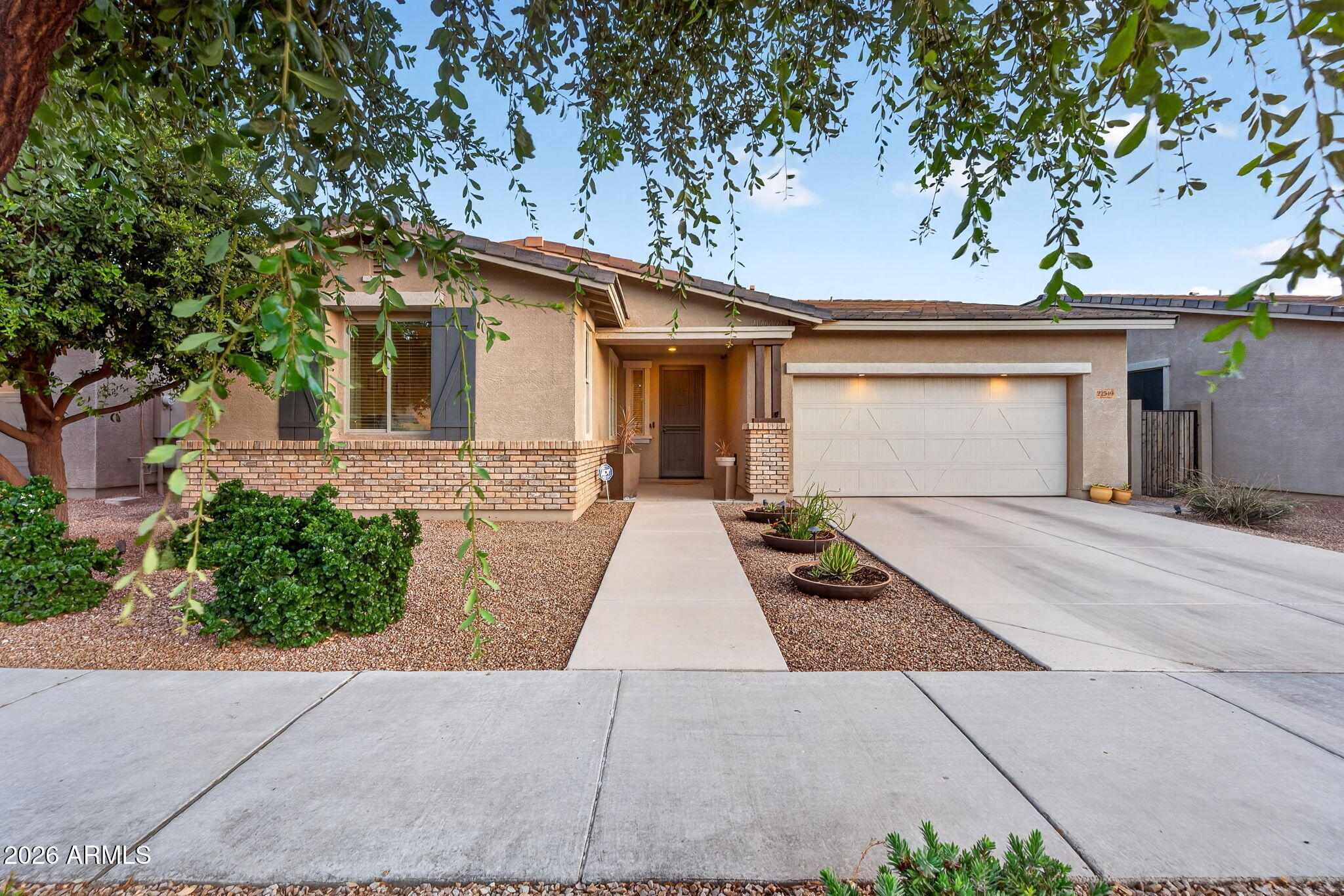 22549 E AVENIDA DEL VALLE --