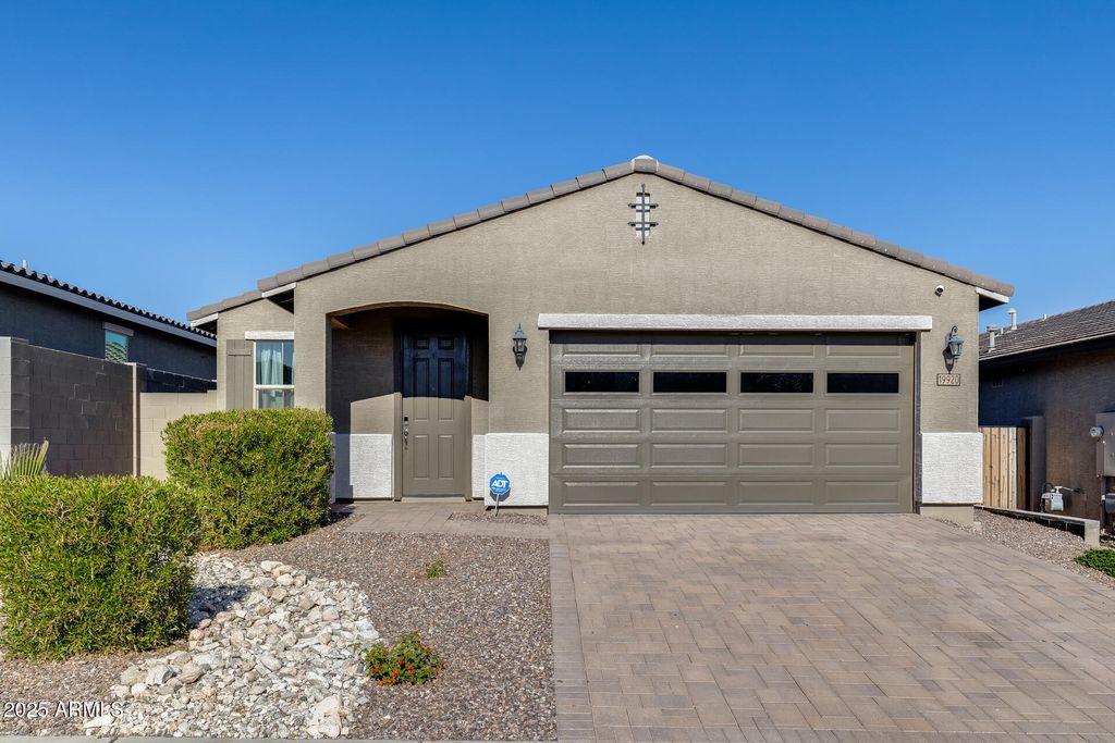 Photo of 19920 W Rancho Drive, Litchfield Park, AZ 85340 (MLS # 6954114)