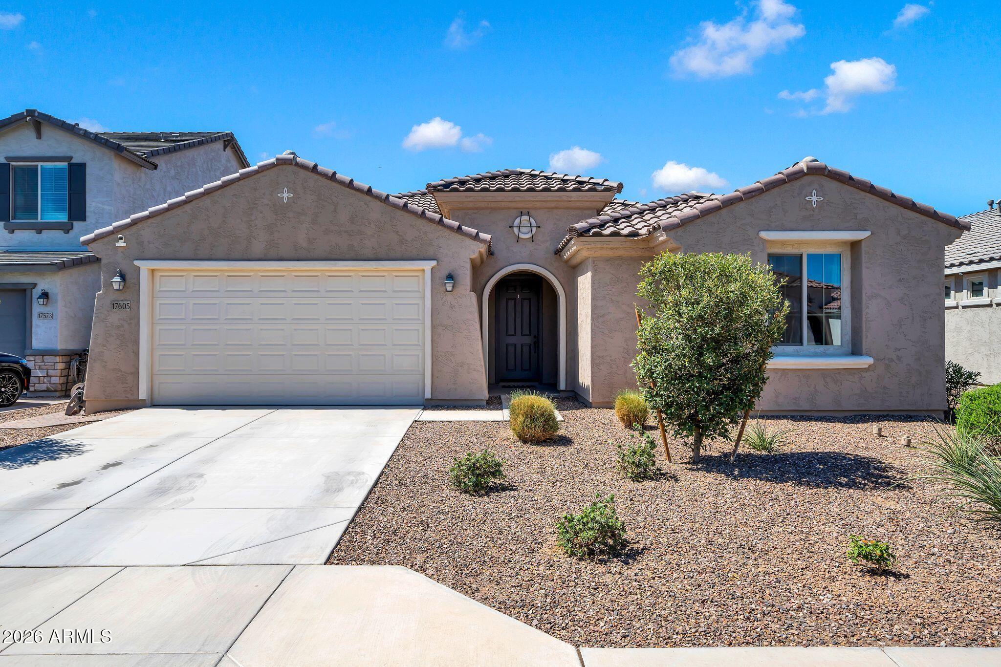 17605 W MEDLOCK Drive