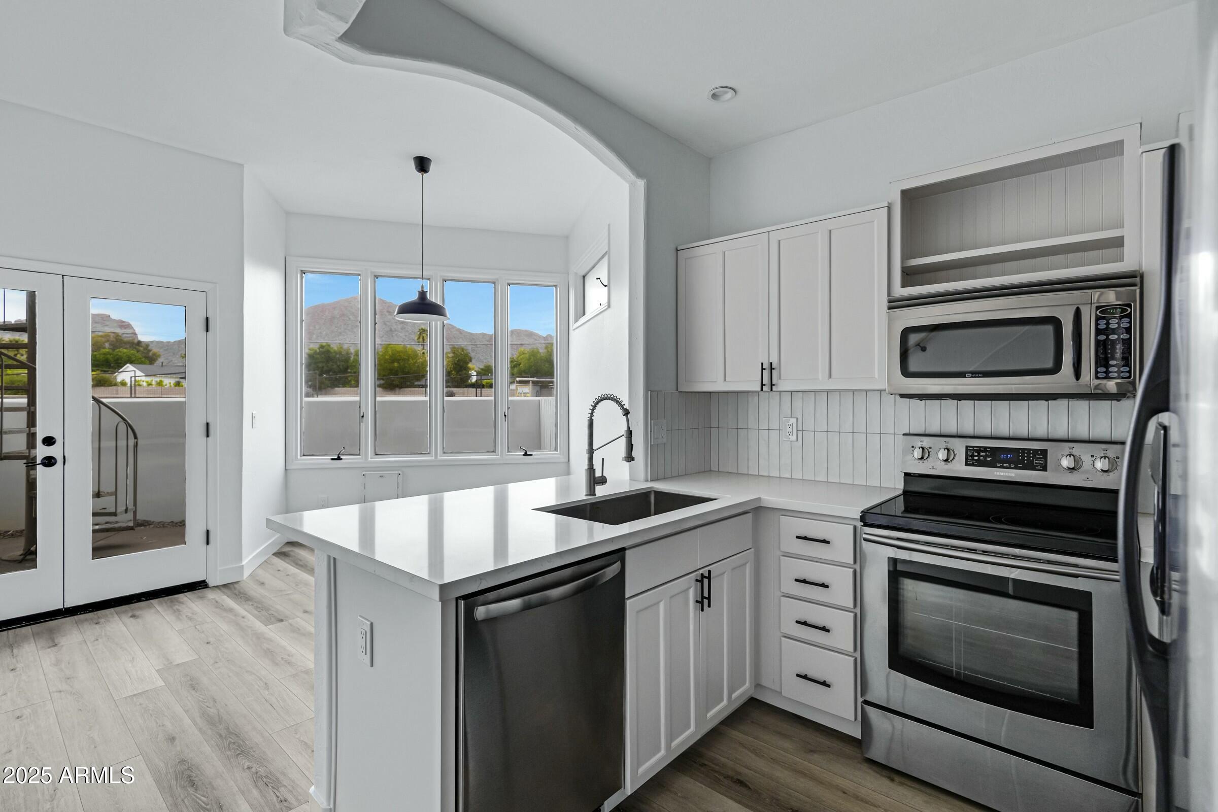 4955 E INDIAN SCHOOL Road 5