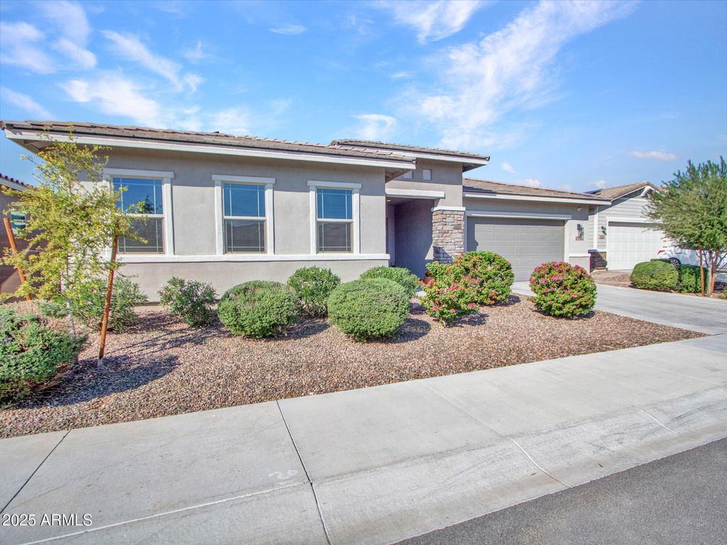 Photo of 5132 N 185th Avenue, Litchfield Park, AZ 85340 (MLS # 6941828)